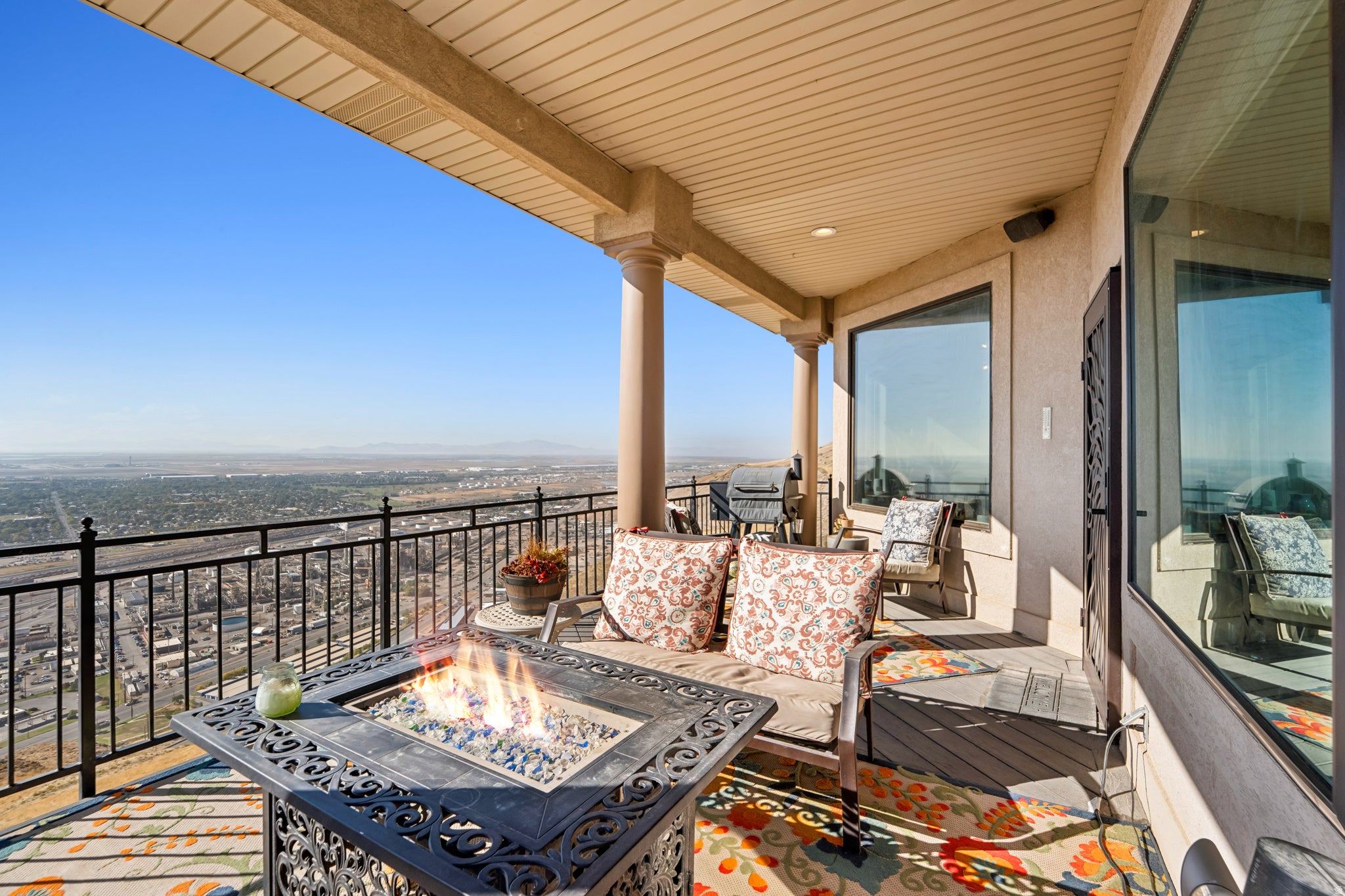 Salt Lake City, Utah, 84103, United States, 5 Bedrooms Bedrooms, ,4 BathroomsBathrooms,Residential,Active,2042745