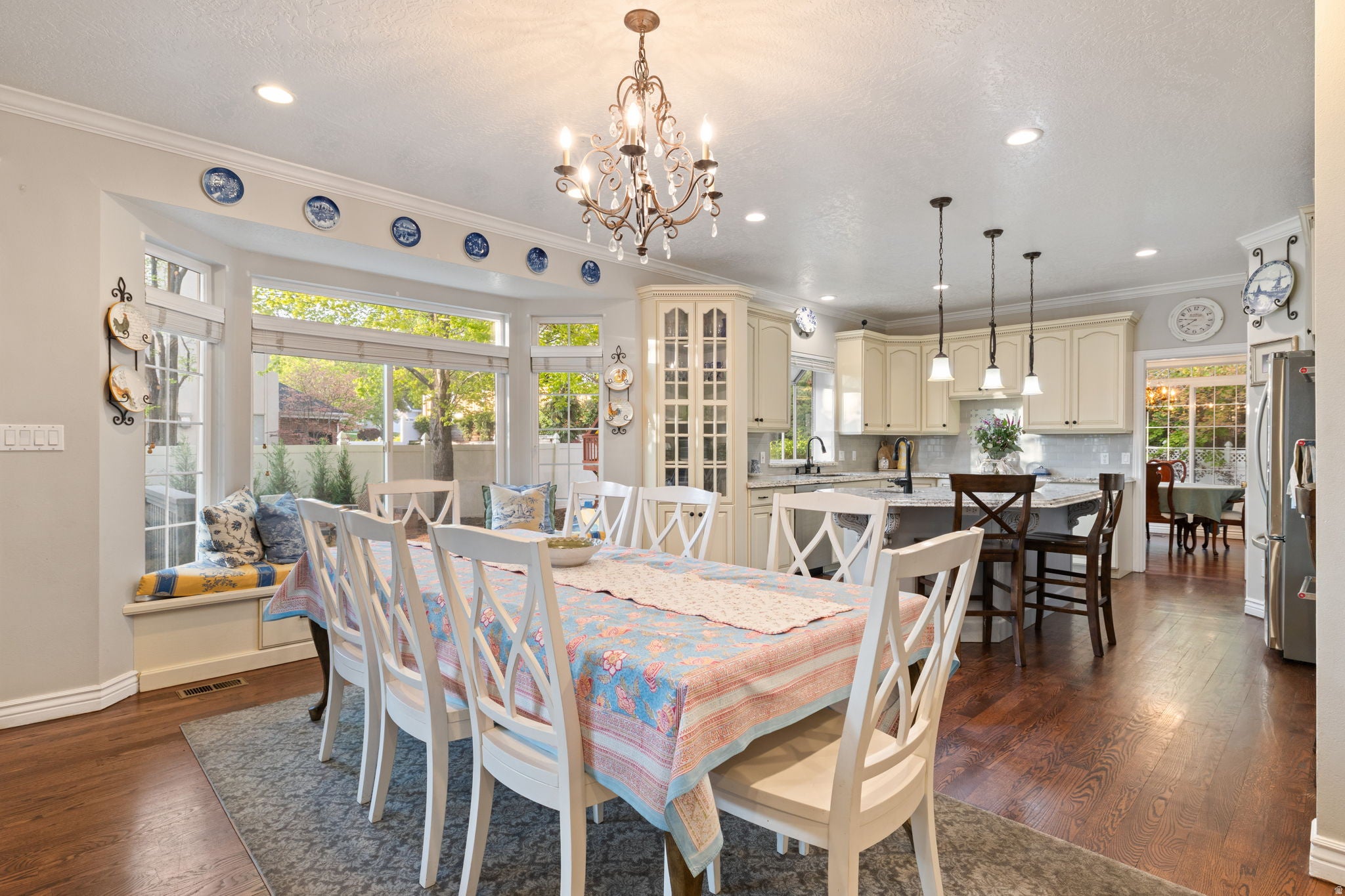 Orem, Utah, 84097, United States, 6 Bedrooms Bedrooms, ,6 BathroomsBathrooms,Residential,Active,2044198