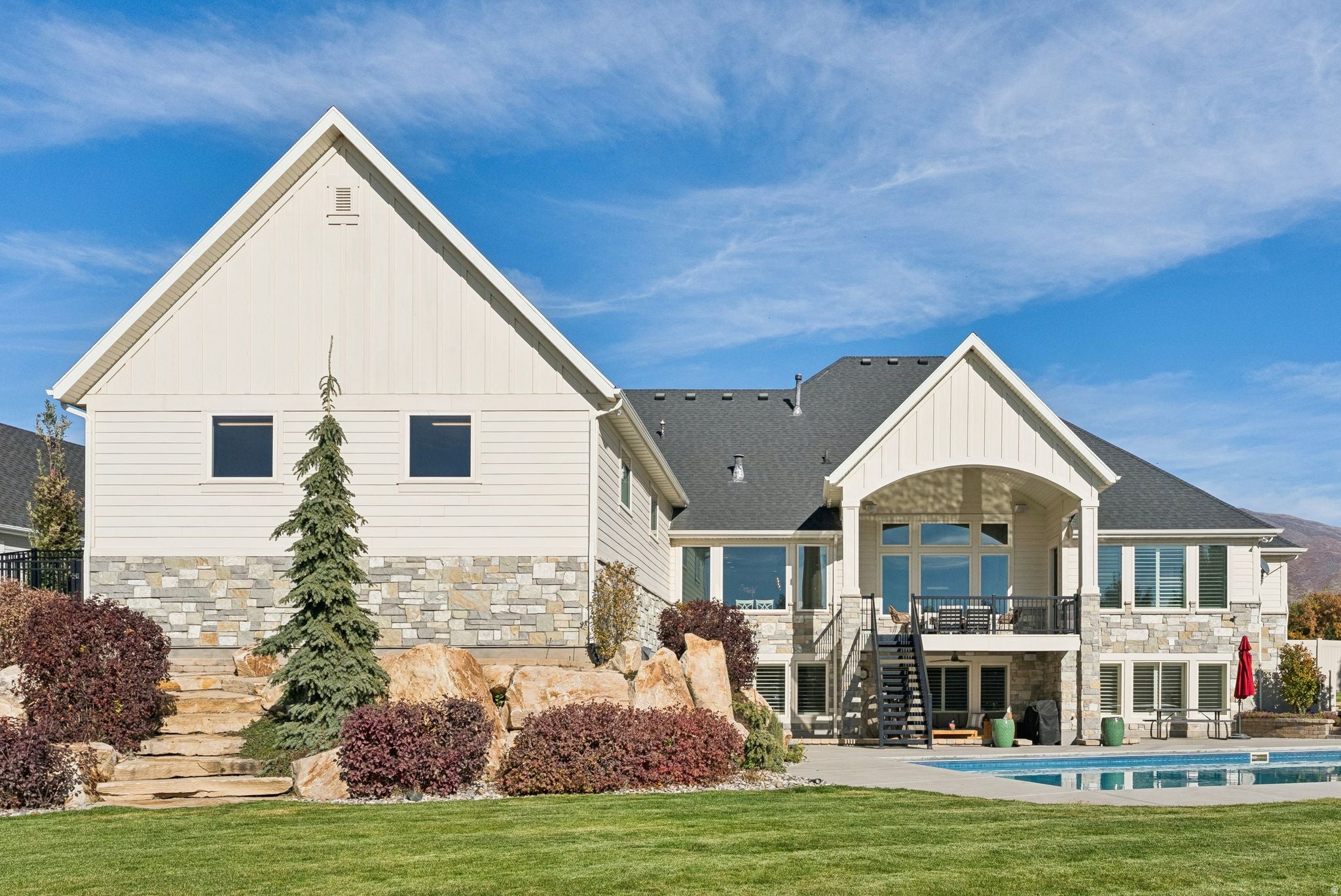 Kaysville, Utah, 84037, United States, 6 Bedrooms Bedrooms, ,5 BathroomsBathrooms,Residential,Active,1973308