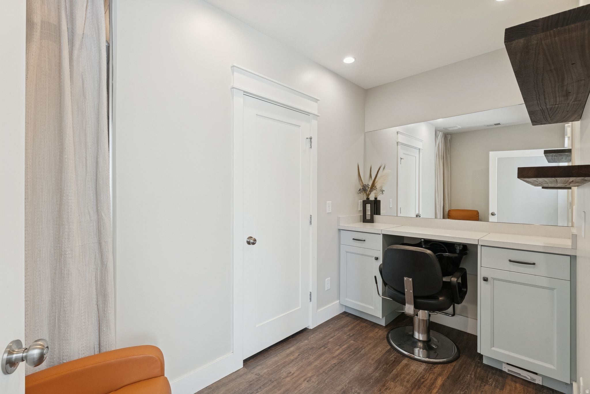 Kaysville, Utah, 84037, United States, 6 Bedrooms Bedrooms, ,5 BathroomsBathrooms,Residential,Active,1973308