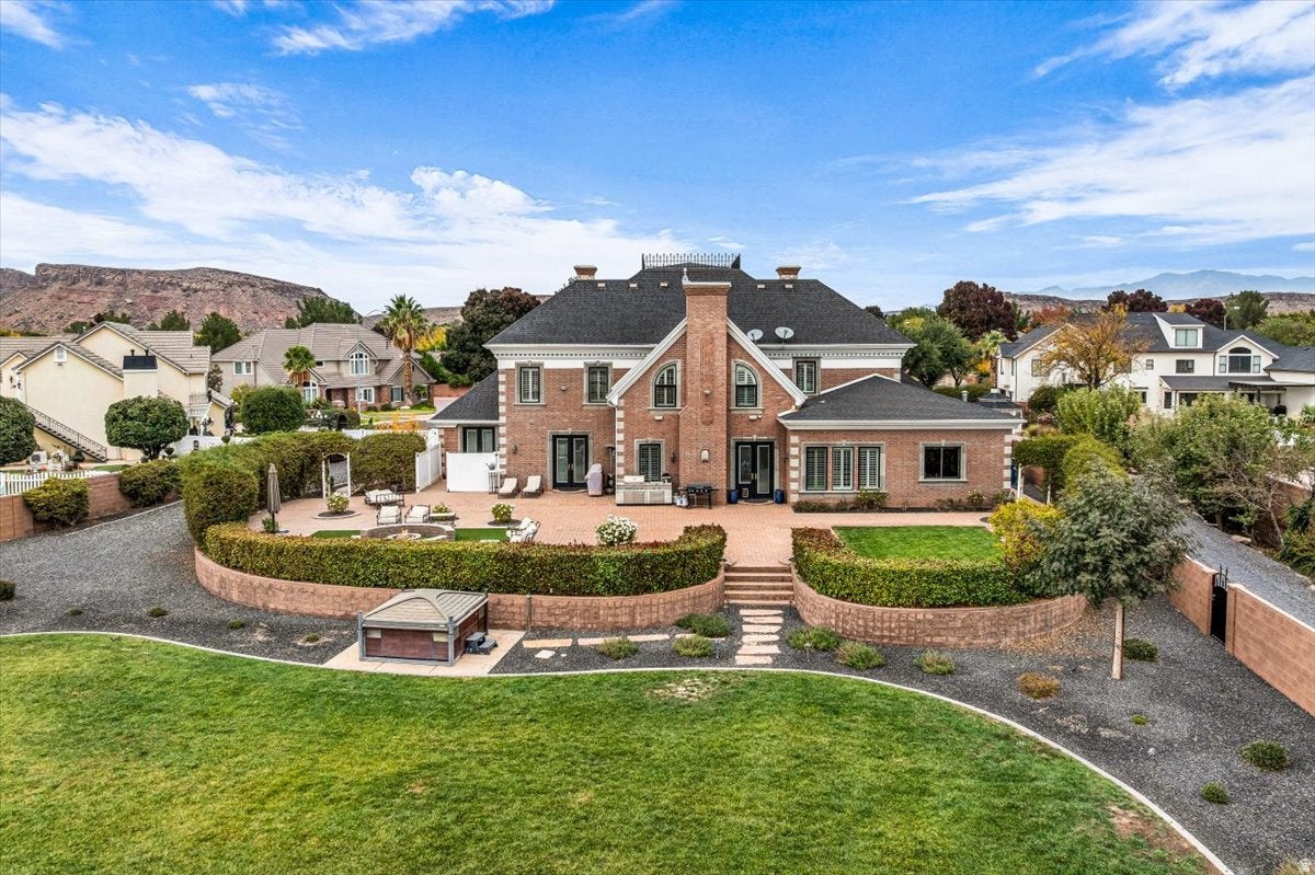 St. George, Utah, 84790, United States, 5 Bedrooms Bedrooms, ,6 BathroomsBathrooms,Residential,Active,1993955