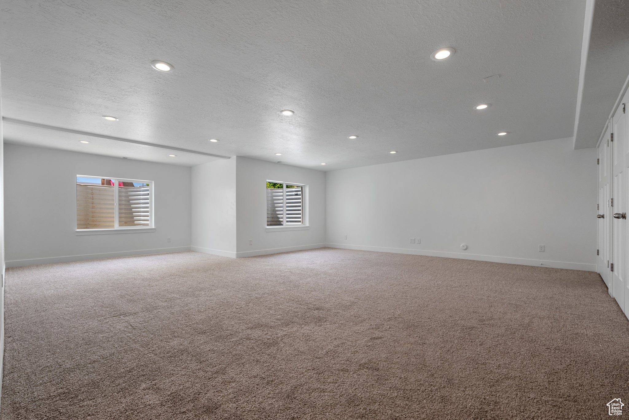 Mapleton, Utah, 84664, United States, 6 Bedrooms Bedrooms, ,5 BathroomsBathrooms,Residential,Active,1828968