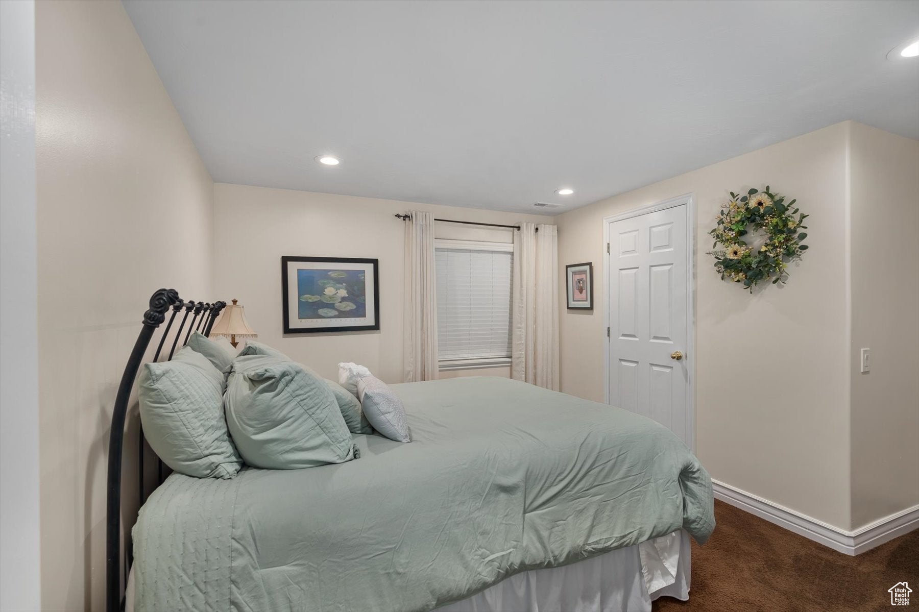 Cottonwood Heights, Utah, 84121, United States, 6 Bedrooms Bedrooms, ,3 BathroomsBathrooms,Residential,Active,1964287