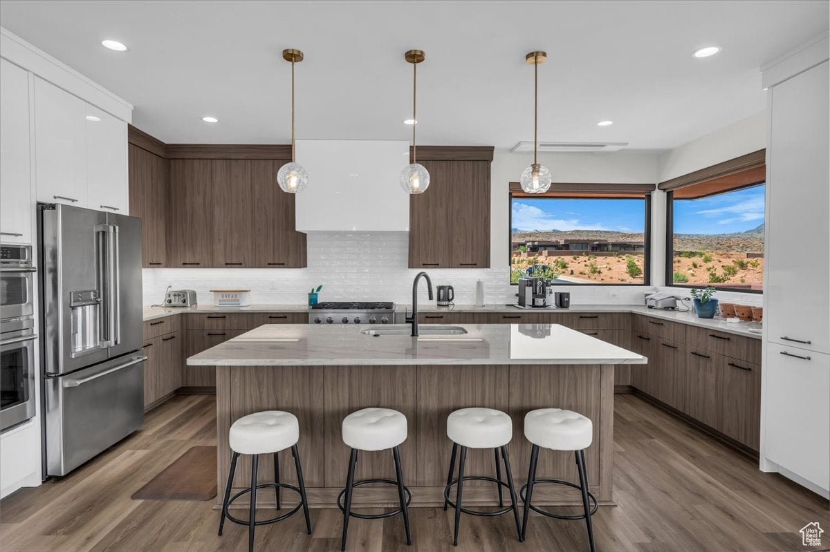 Ivins, Utah, 84738, United States, 3 Bedrooms Bedrooms, ,3 BathroomsBathrooms,Residential,Active,1929457