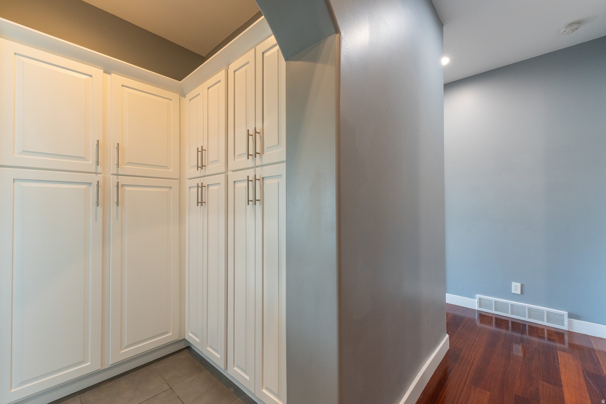 Fruit Heights, Utah, 84037, United States, 6 Bedrooms Bedrooms, ,5 BathroomsBathrooms,Residential,Active,2044980