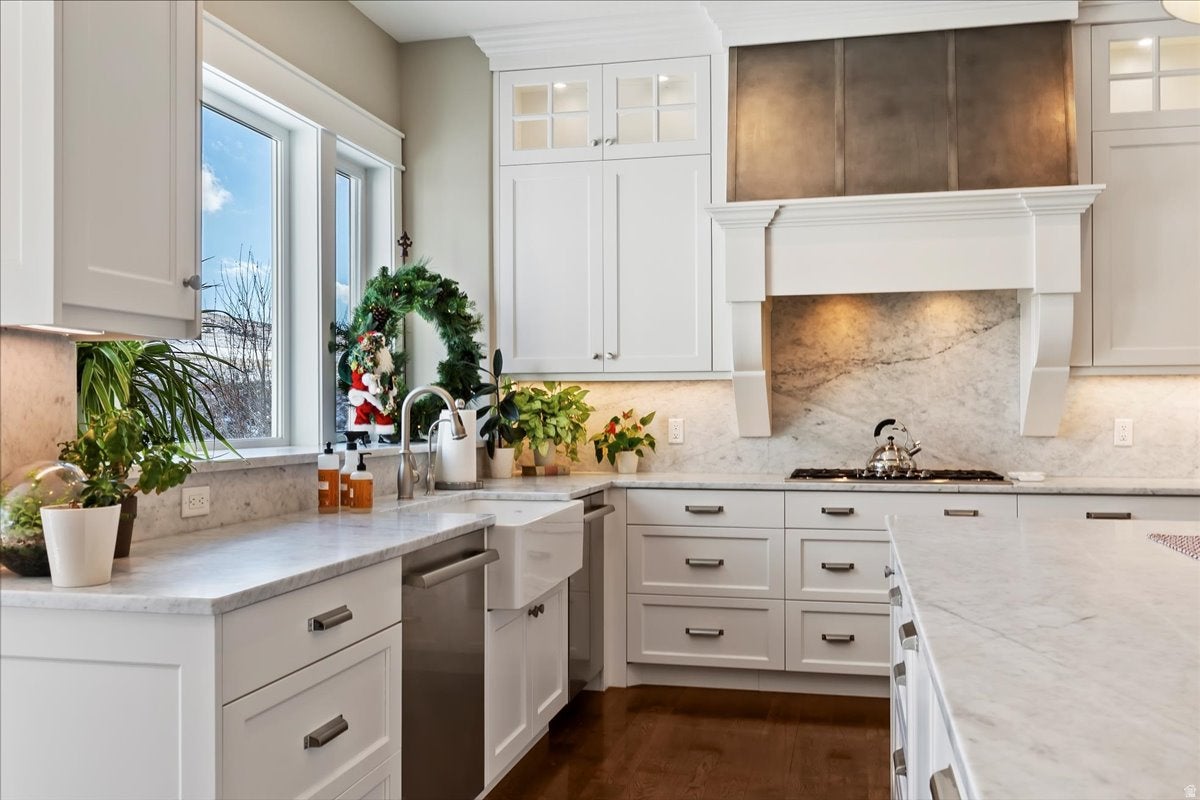 Mountain Green, Utah, 84050, United States, 4 Bedrooms Bedrooms, ,5 BathroomsBathrooms,Residential,Active,2002341