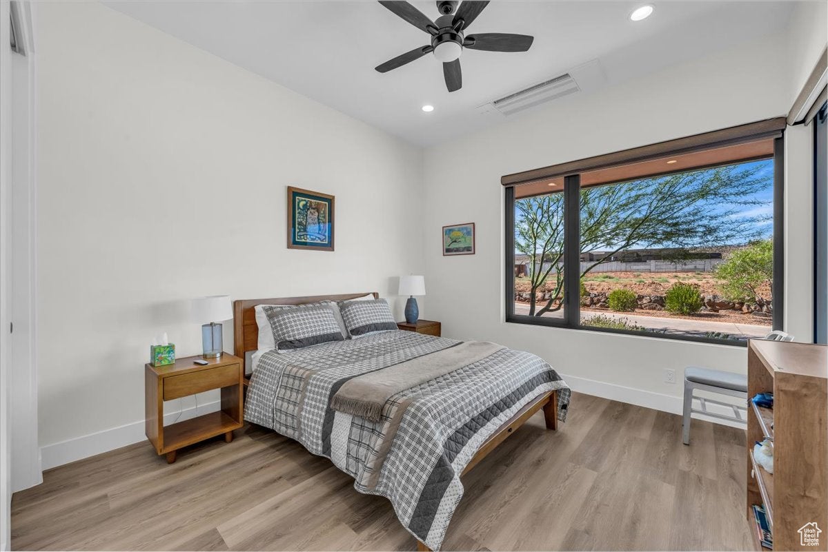 Ivins, Utah, 84738, United States, 3 Bedrooms Bedrooms, ,3 BathroomsBathrooms,Residential,Active,1929457
