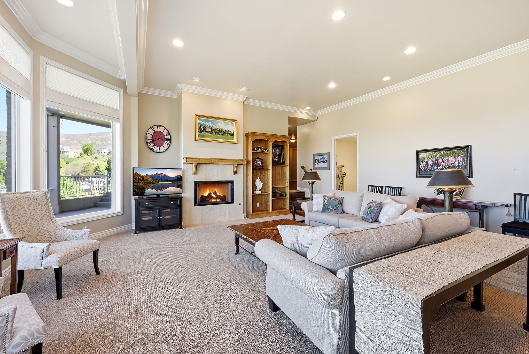 Bountiful, Utah, 84010, United States, 6 Bedrooms Bedrooms, ,6 BathroomsBathrooms,Residential,Active,2044576
