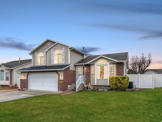 1571 N 160 W, LAYTON, UT 84041, photo 1 of 29