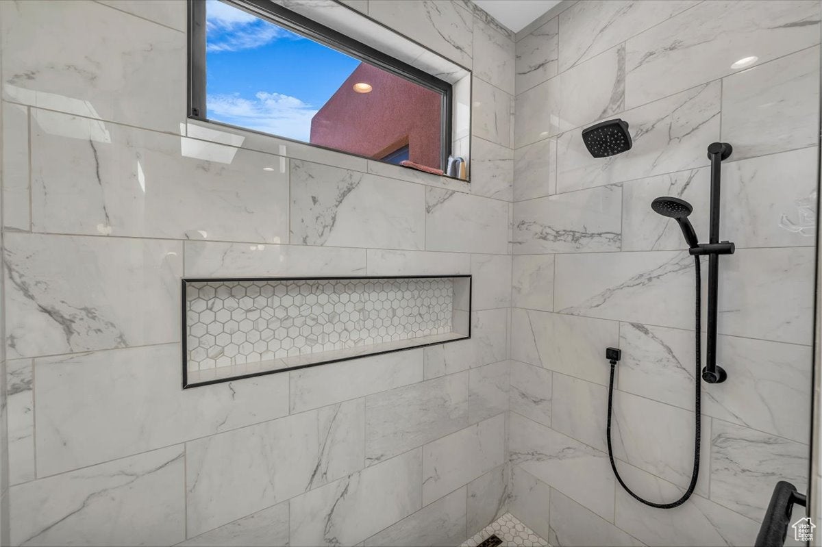 Ivins, Utah, 84738, United States, 3 Bedrooms Bedrooms, ,3 BathroomsBathrooms,Residential,Active,1929457