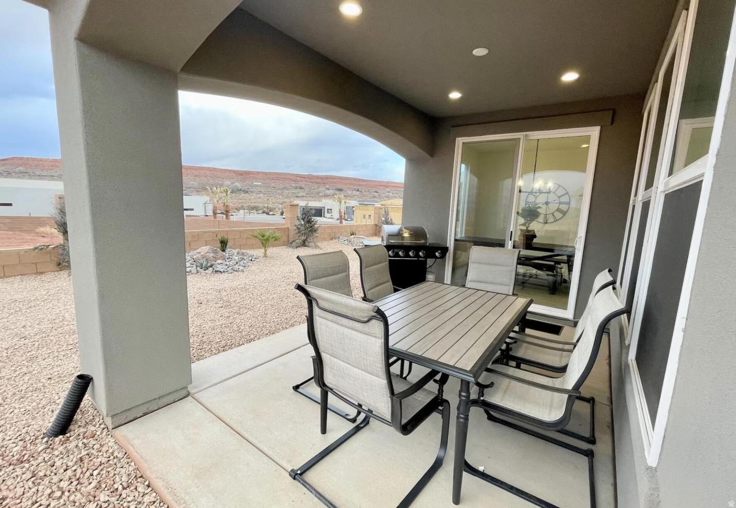 Washington, Utah, 84780, United States, 5 Bedrooms Bedrooms, ,5 BathroomsBathrooms,Residential,Active,2045667