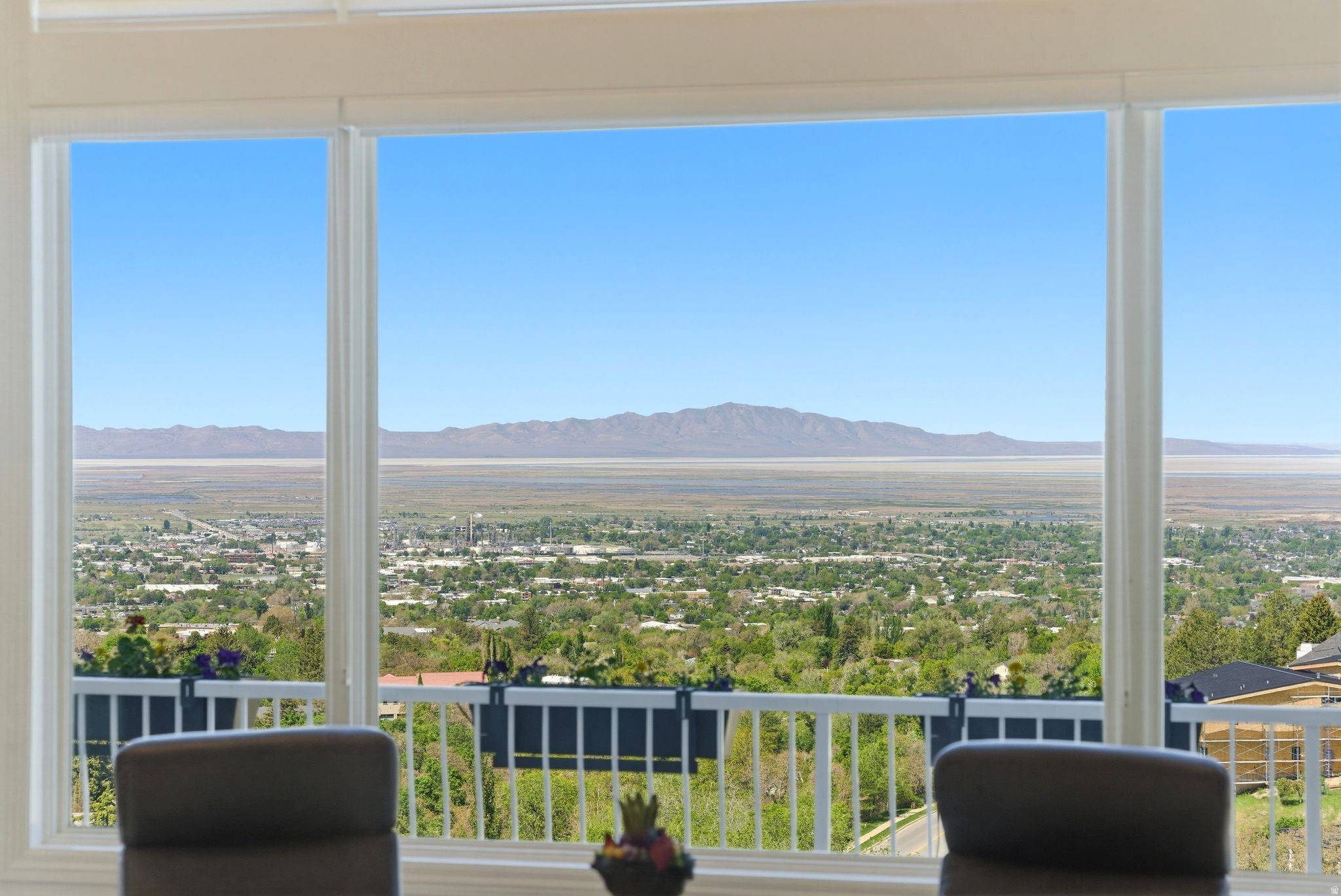 Bountiful, Utah, 84010, United States, 6 Bedrooms Bedrooms, ,6 BathroomsBathrooms,Residential,Active,2044576