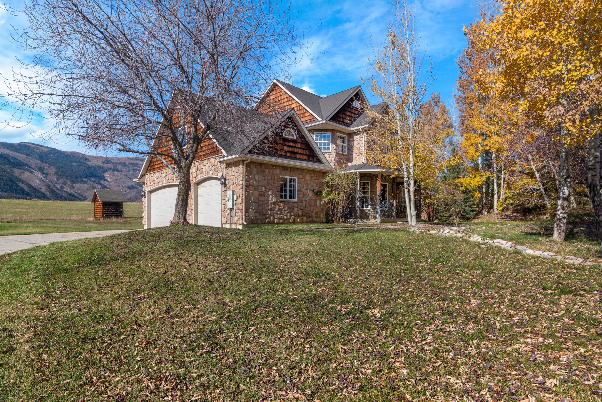 Eden, Utah, 84310, United States, 4 Bedrooms Bedrooms, ,4 BathroomsBathrooms,Residential,Active,1986862