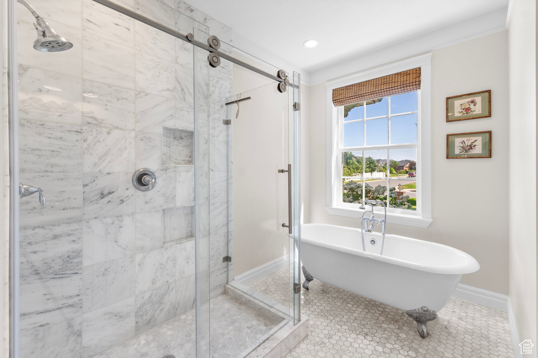 Farmington, Utah, 84025, United States, 6 Bedrooms Bedrooms, ,5 BathroomsBathrooms,Residential,Active,1853229