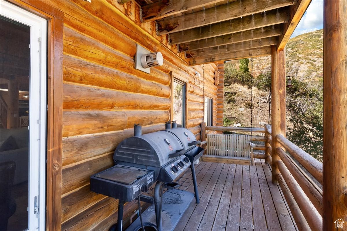 Midway, Utah, 84049, United States, 5 Bedrooms Bedrooms, ,3 BathroomsBathrooms,Residential,Active,1952631