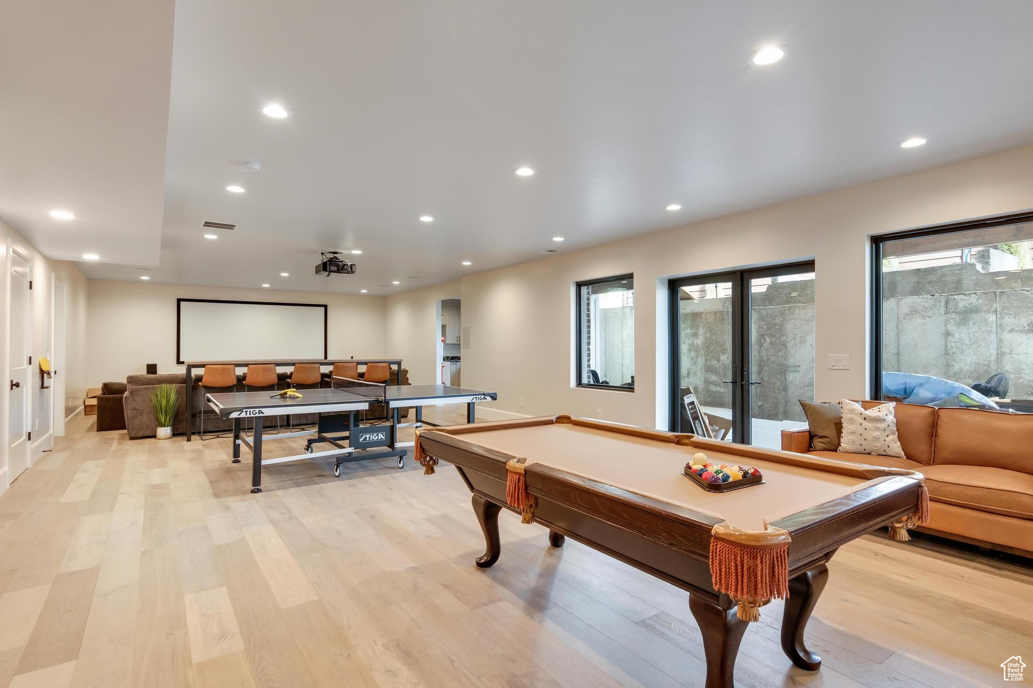 Highland, Utah, 84003, United States, 5 Bedrooms Bedrooms, ,7 BathroomsBathrooms,Residential,Active,1943811