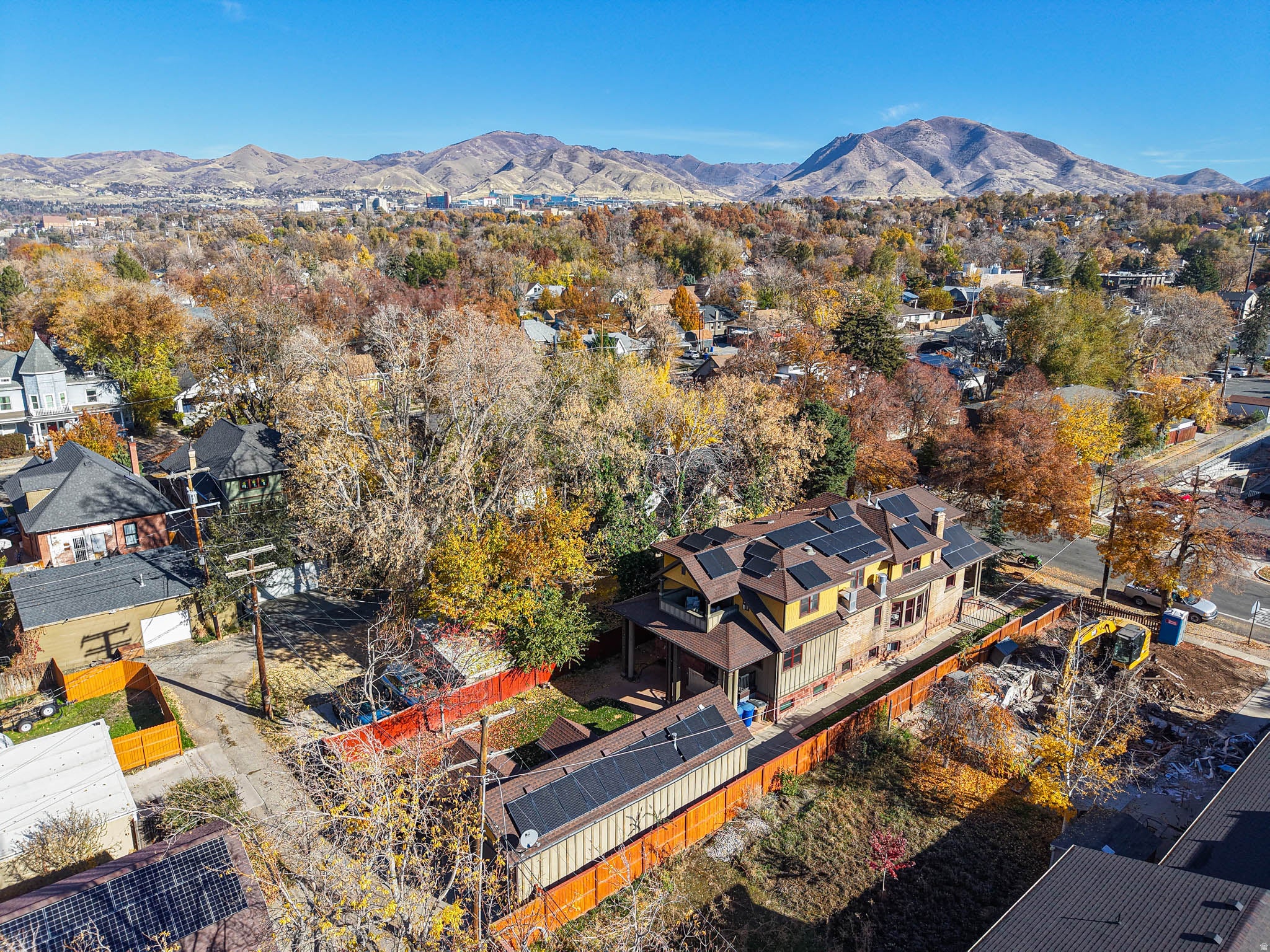 Salt Lake City, Utah, 84105, United States, 6 Bedrooms Bedrooms, ,4 BathroomsBathrooms,Residential,Active,2000214