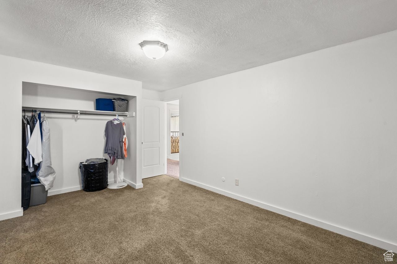 West Point, Utah, 84015, United States, 6 Bedrooms Bedrooms, ,2 BathroomsBathrooms,Residential,Active,1964251