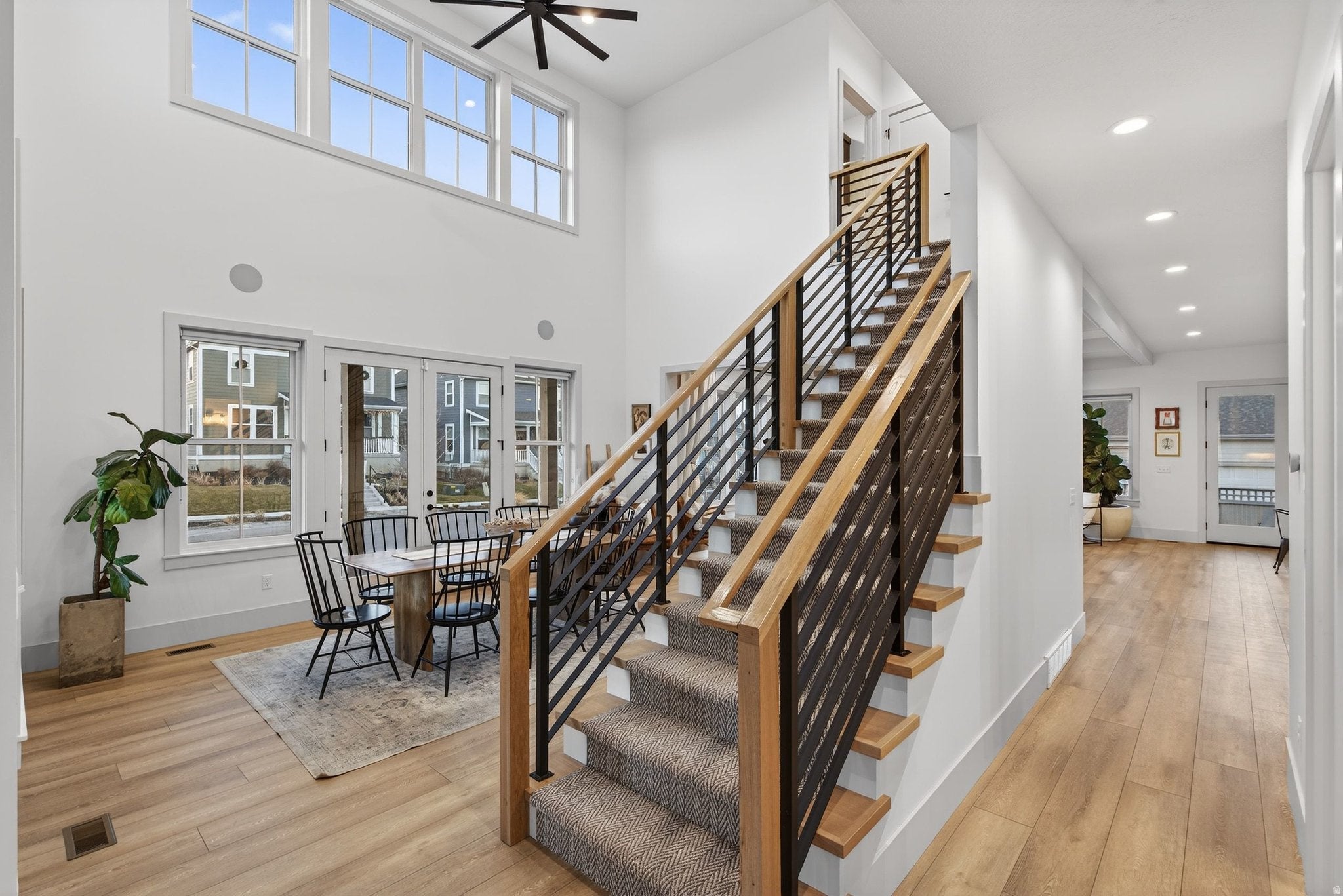 South Jordan, Utah, 84009, United States, 4 Bedrooms Bedrooms, ,4 BathroomsBathrooms,Residential,Active,2006892