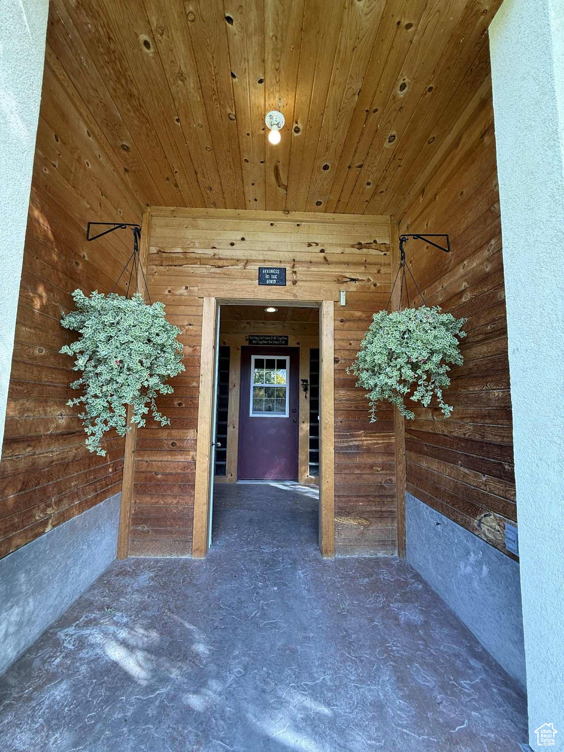 Huntington, Utah, 84528, United States, 4 Bedrooms Bedrooms, ,1 BathroomBathrooms,Residential,Active,1963255