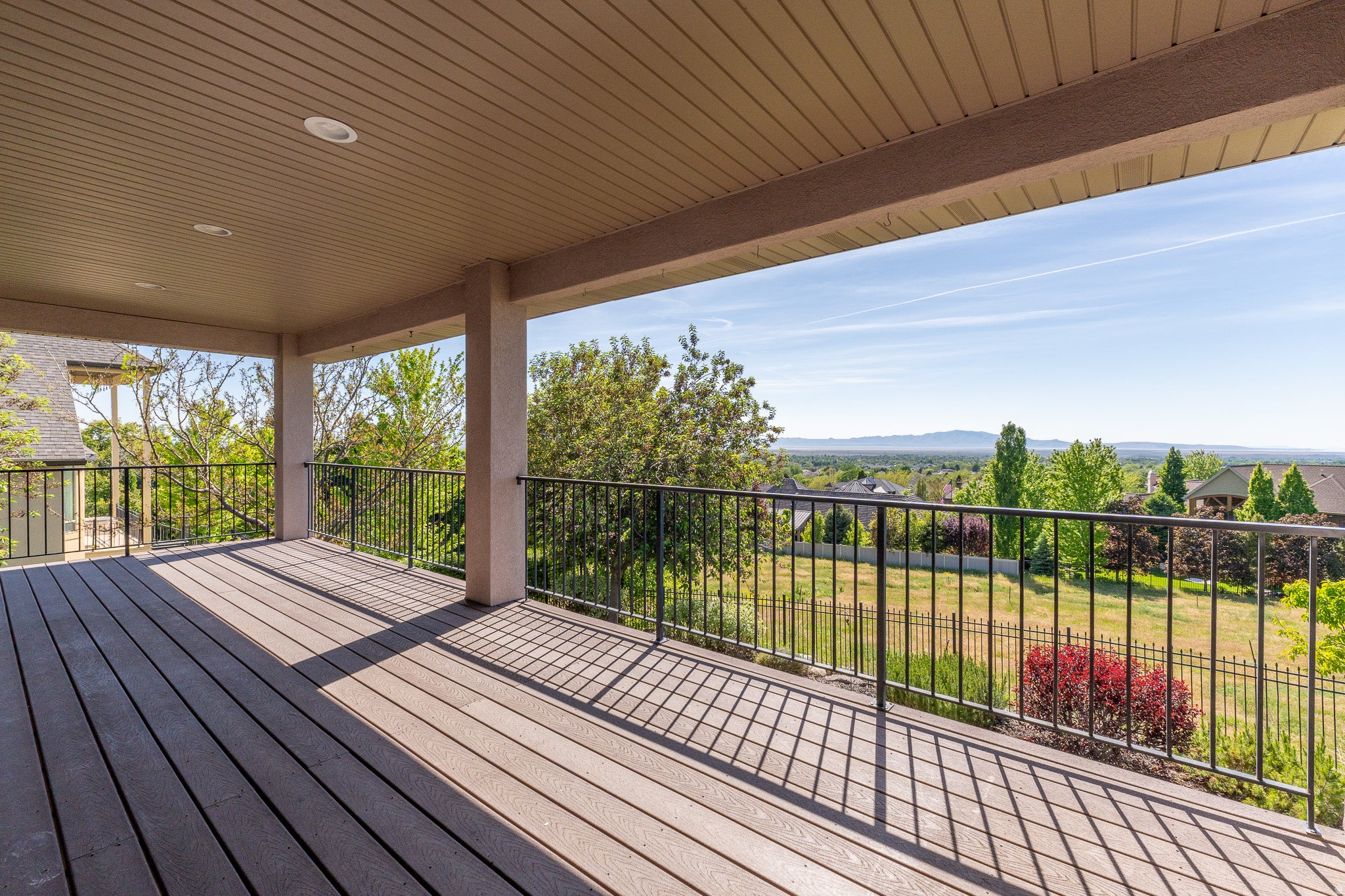 Fruit Heights, Utah, 84037, United States, 6 Bedrooms Bedrooms, ,5 BathroomsBathrooms,Residential,Active,2044980