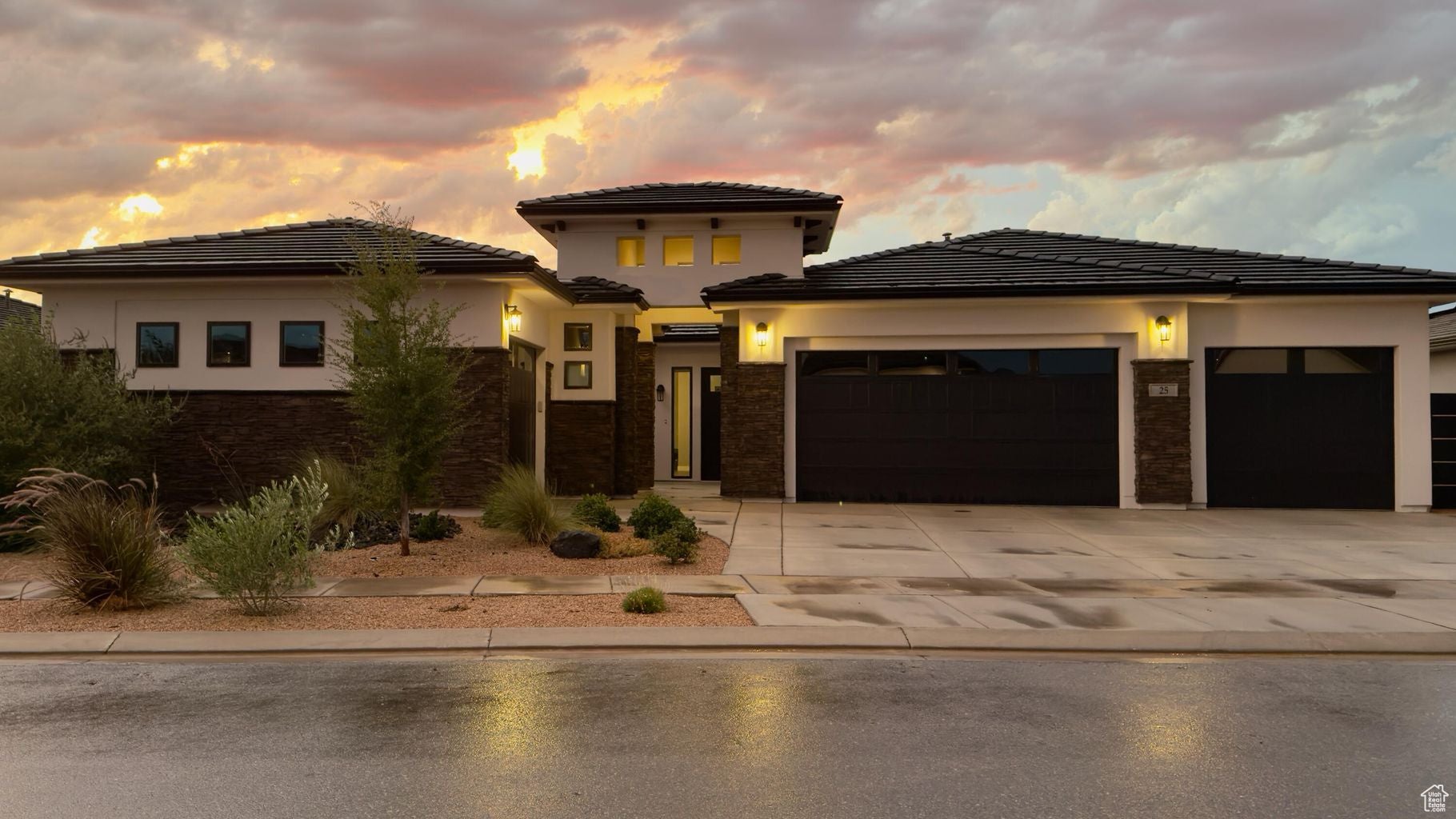 Washington, Utah, 84780, United States, 5 Bedrooms Bedrooms, ,5 BathroomsBathrooms,Residential,Active,1959539