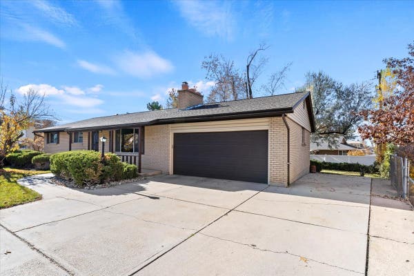 4823 BRINKER AVE, OGDEN, UT 84403, photo 1 of 31