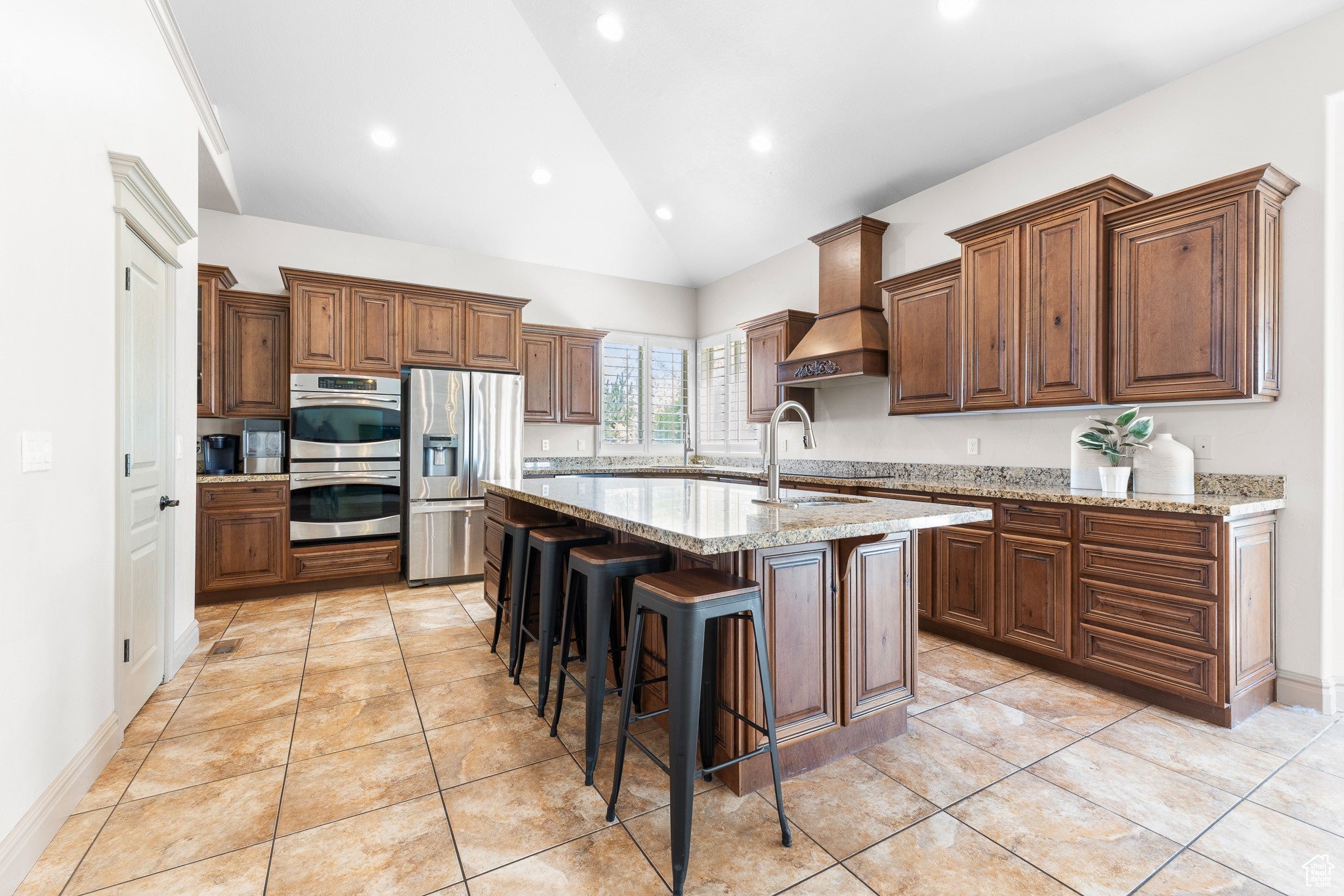 Kaysville, Utah, 84037, United States, 5 Bedrooms Bedrooms, ,4 BathroomsBathrooms,Residential,Active,1914936