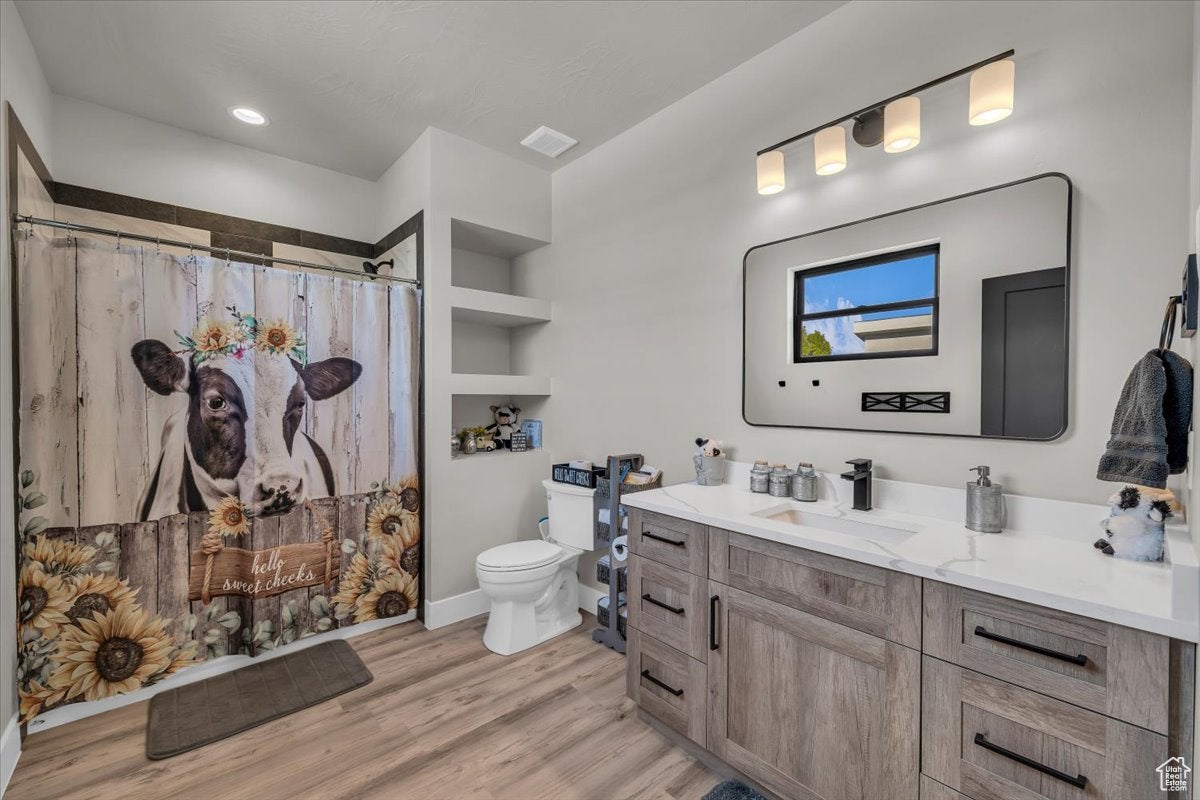 Hurricane, Utah, 84737, United States, 4 Bedrooms Bedrooms, ,5 BathroomsBathrooms,Residential,Active,1762812