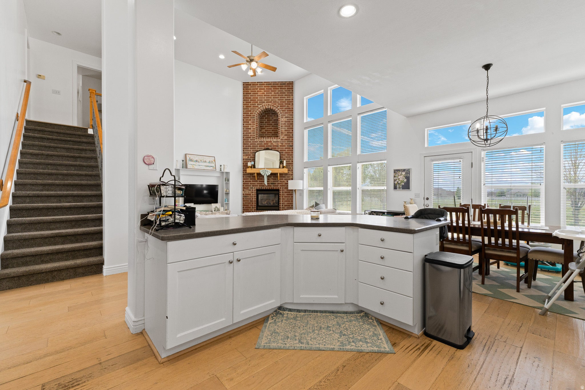 Syracuse, Utah, 84075, United States, 6 Bedrooms Bedrooms, ,4 BathroomsBathrooms,Residential,Active,2043824