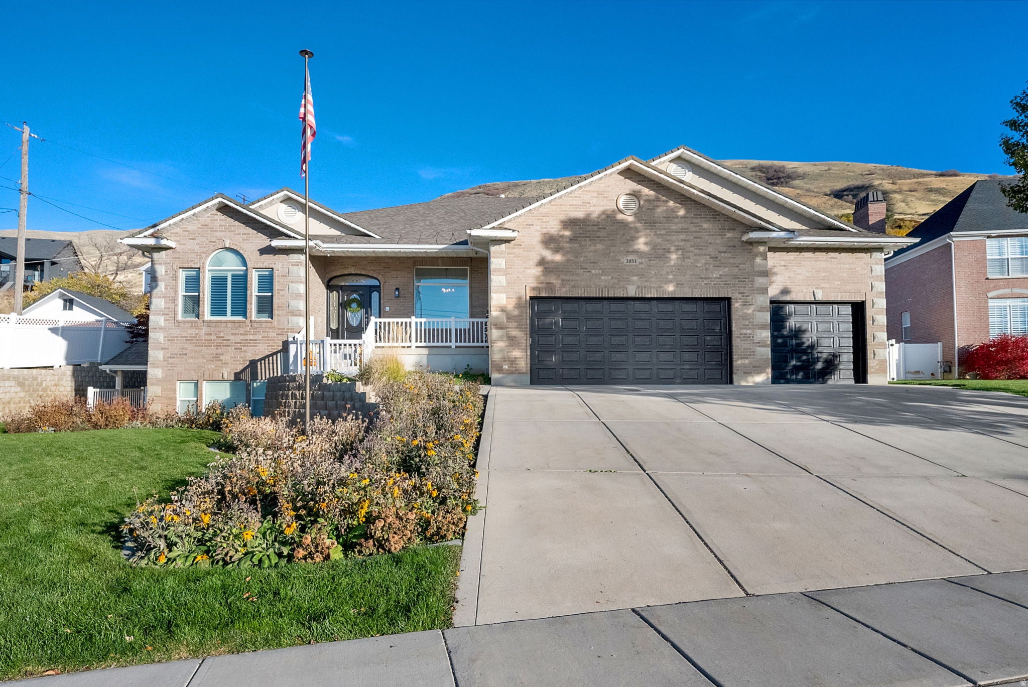 Perry, Utah, 84302, United States, 6 Bedrooms Bedrooms, ,5 BathroomsBathrooms,Residential,Active,2045022
