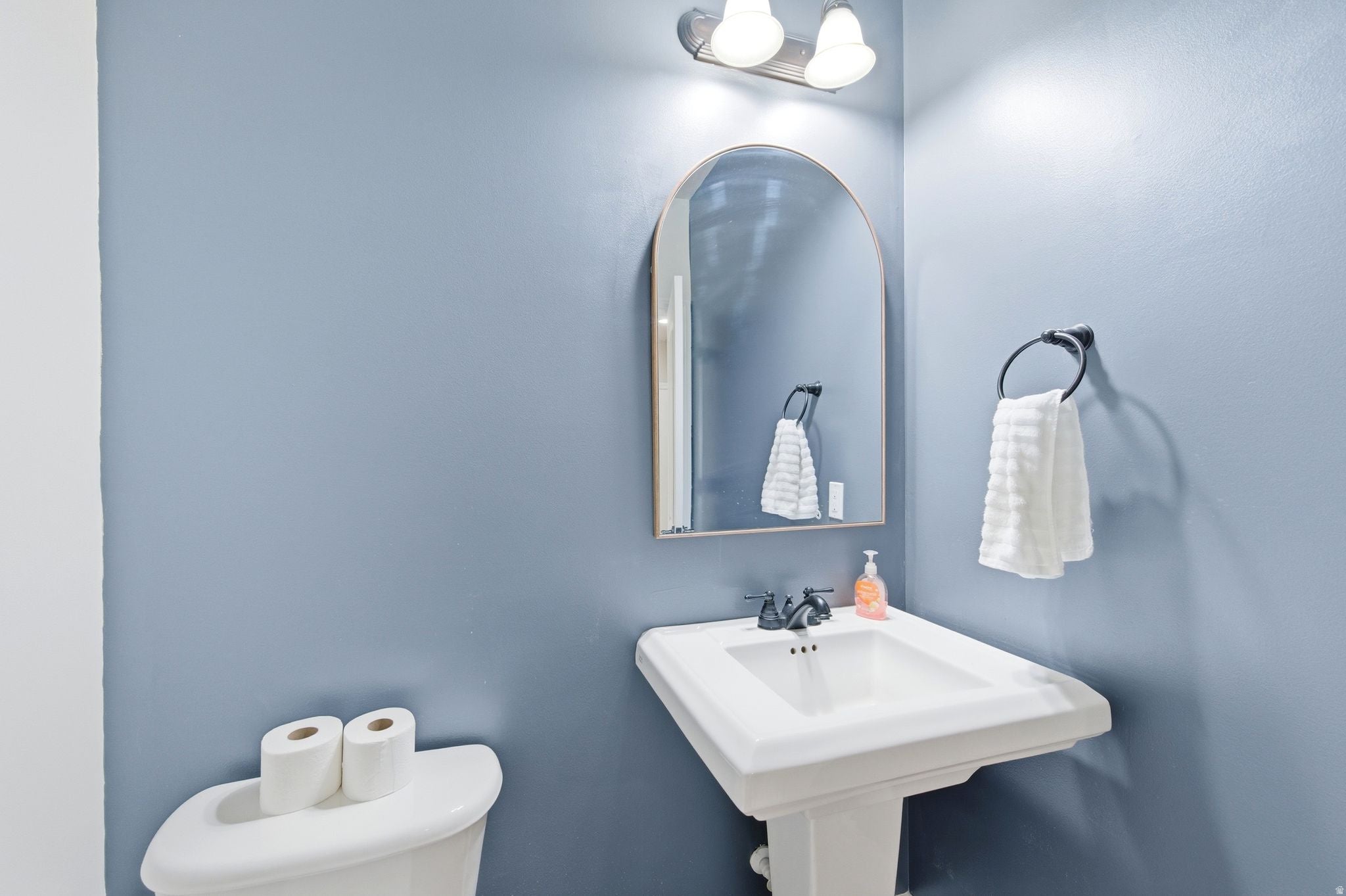 North Salt Lake, Utah, 84054, United States, 6 Bedrooms Bedrooms, ,4 BathroomsBathrooms,Residential,Active,2012192