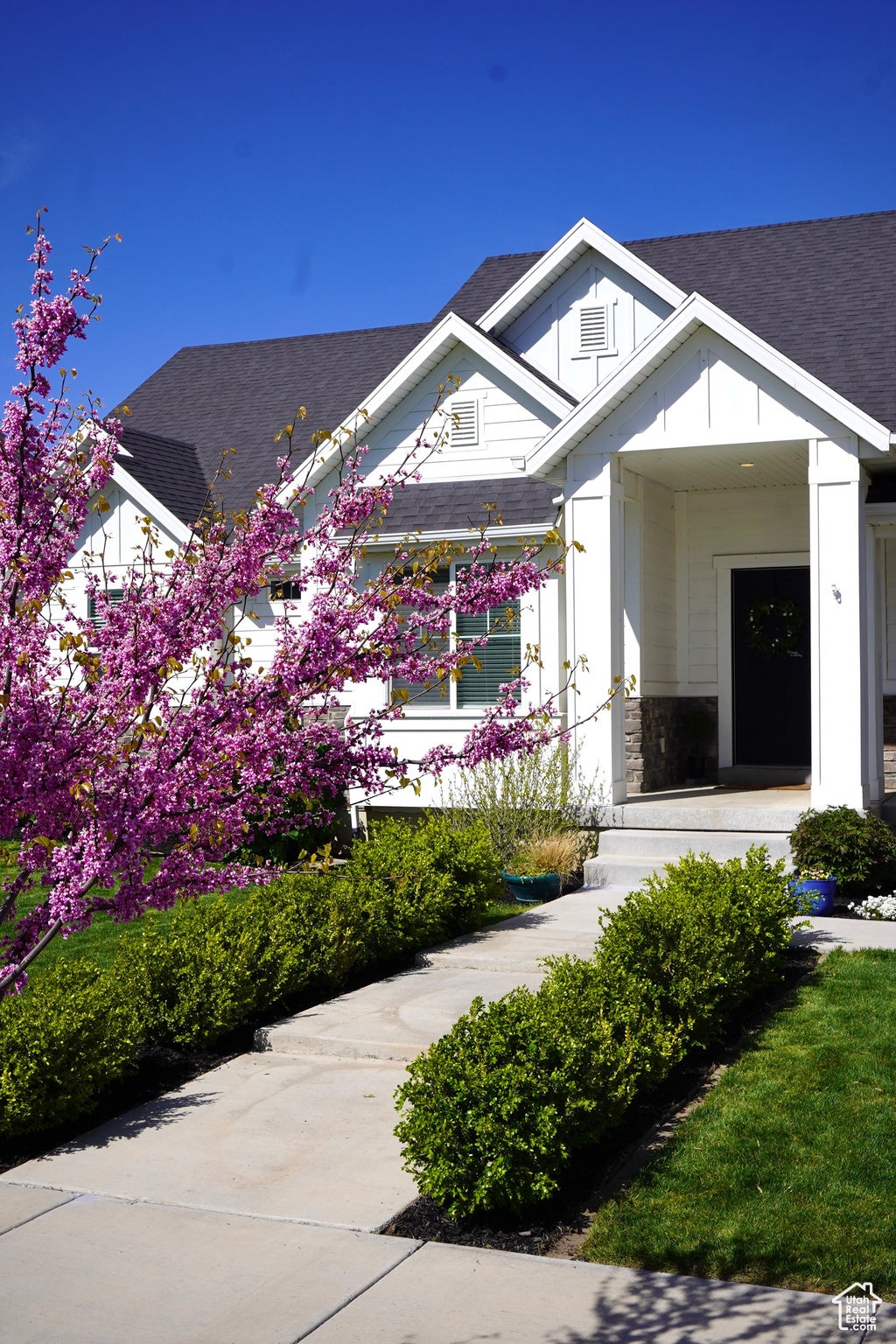 Mapleton, Utah, 84664, United States, 6 Bedrooms Bedrooms, ,5 BathroomsBathrooms,Residential,Active,1828968