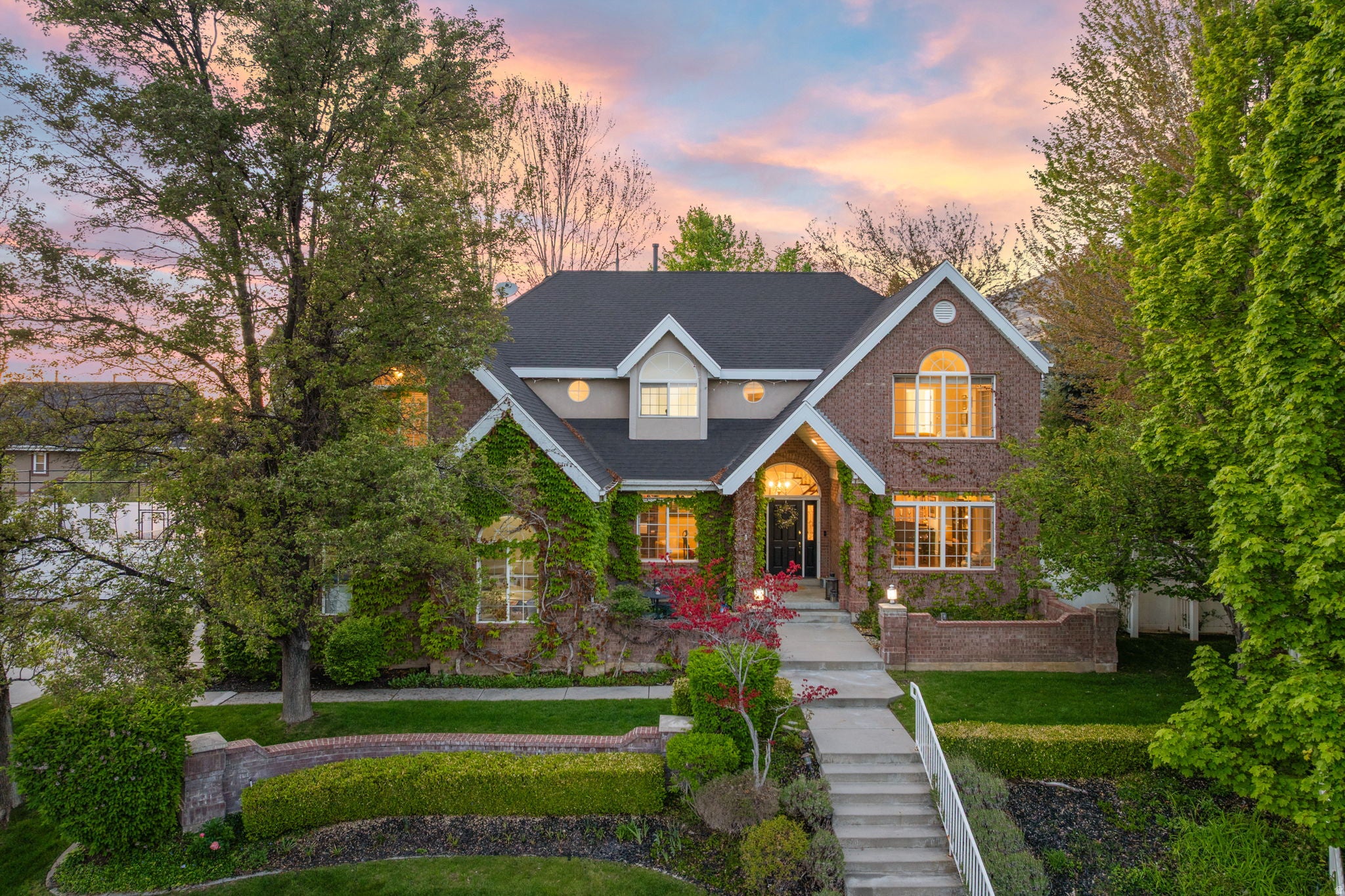 Orem, Utah, 84097, United States, 6 Bedrooms Bedrooms, ,6 BathroomsBathrooms,Residential,Active,2044198