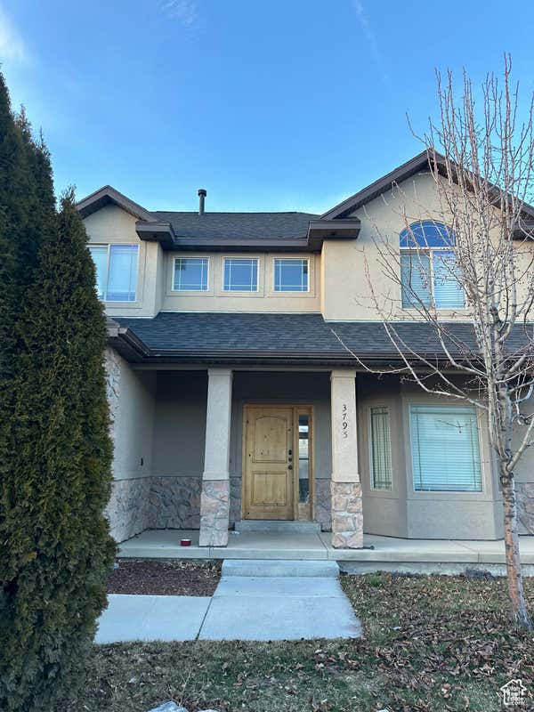 3795 E TURNBERRY RD, EAGLE MOUNTAIN, UT 84005, photo 1 of 56