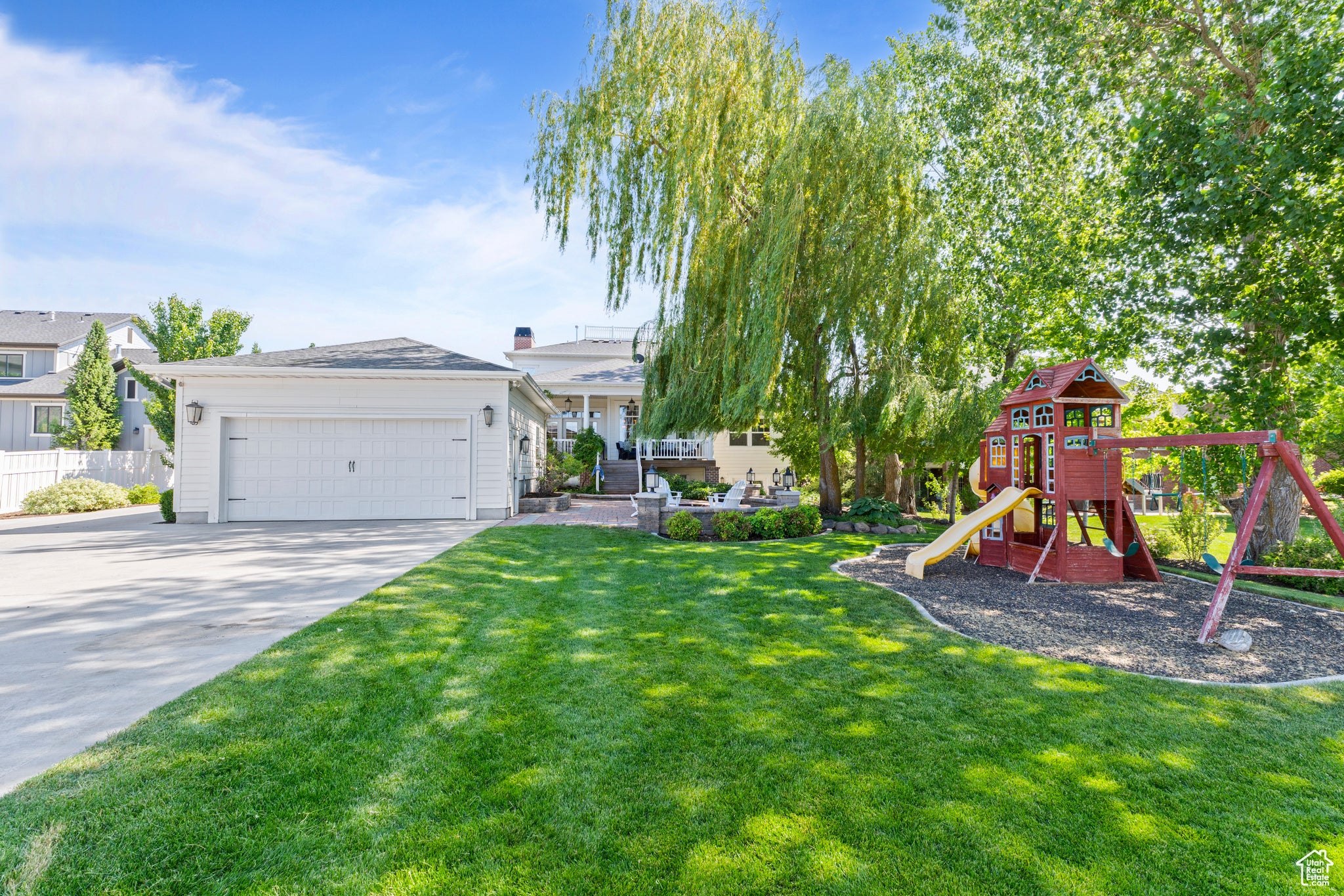 Farmington, Utah, 84025, United States, 6 Bedrooms Bedrooms, ,5 BathroomsBathrooms,Residential,Active,1853229