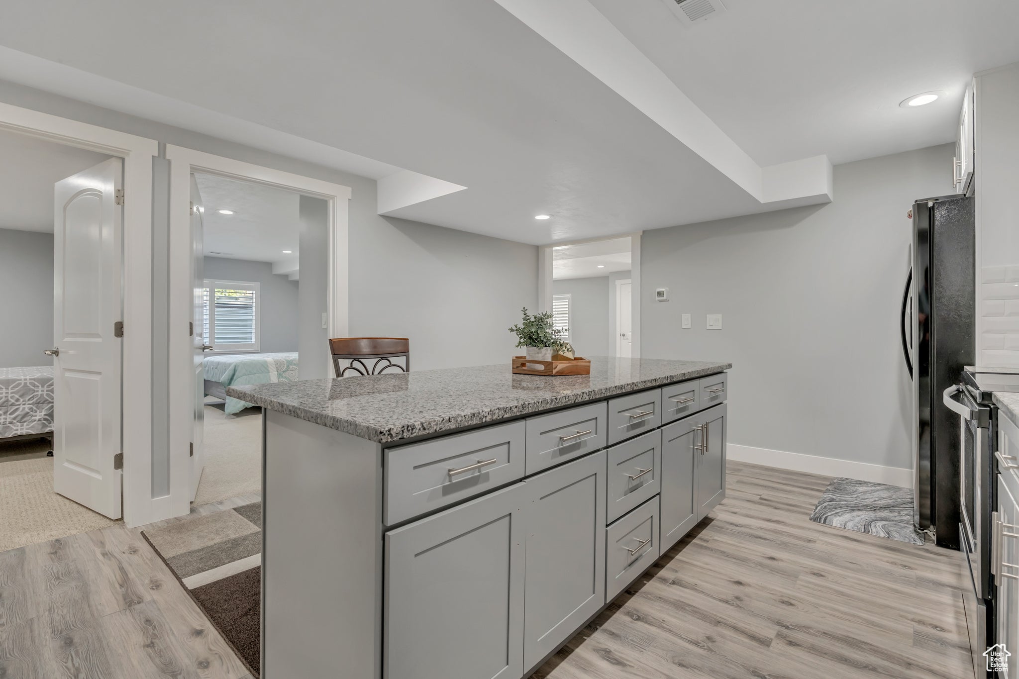 Taylorsville, Utah, 84123, United States, 7 Bedrooms Bedrooms, ,4 BathroomsBathrooms,Residential,Active,1894986