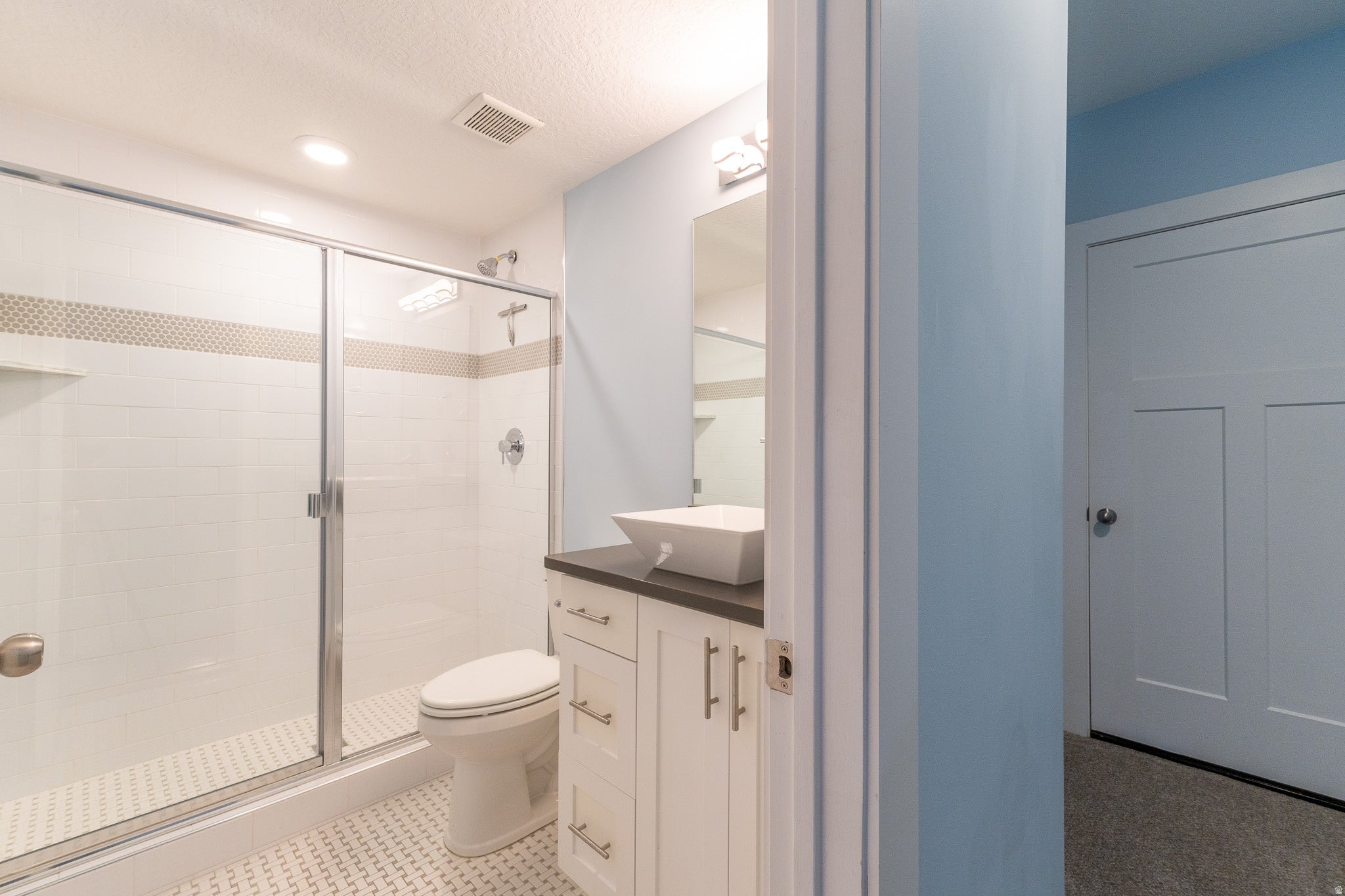 Fruit Heights, Utah, 84037, United States, 6 Bedrooms Bedrooms, ,5 BathroomsBathrooms,Residential,Active,2044980