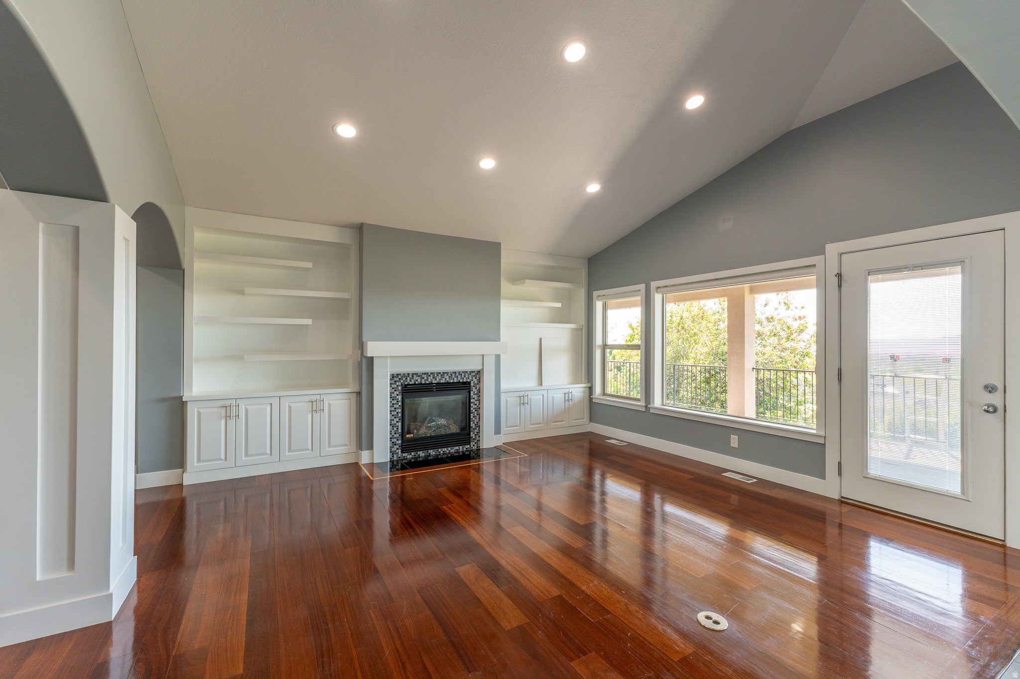 Fruit Heights, Utah, 84037, United States, 6 Bedrooms Bedrooms, ,5 BathroomsBathrooms,Residential,Active,2044980