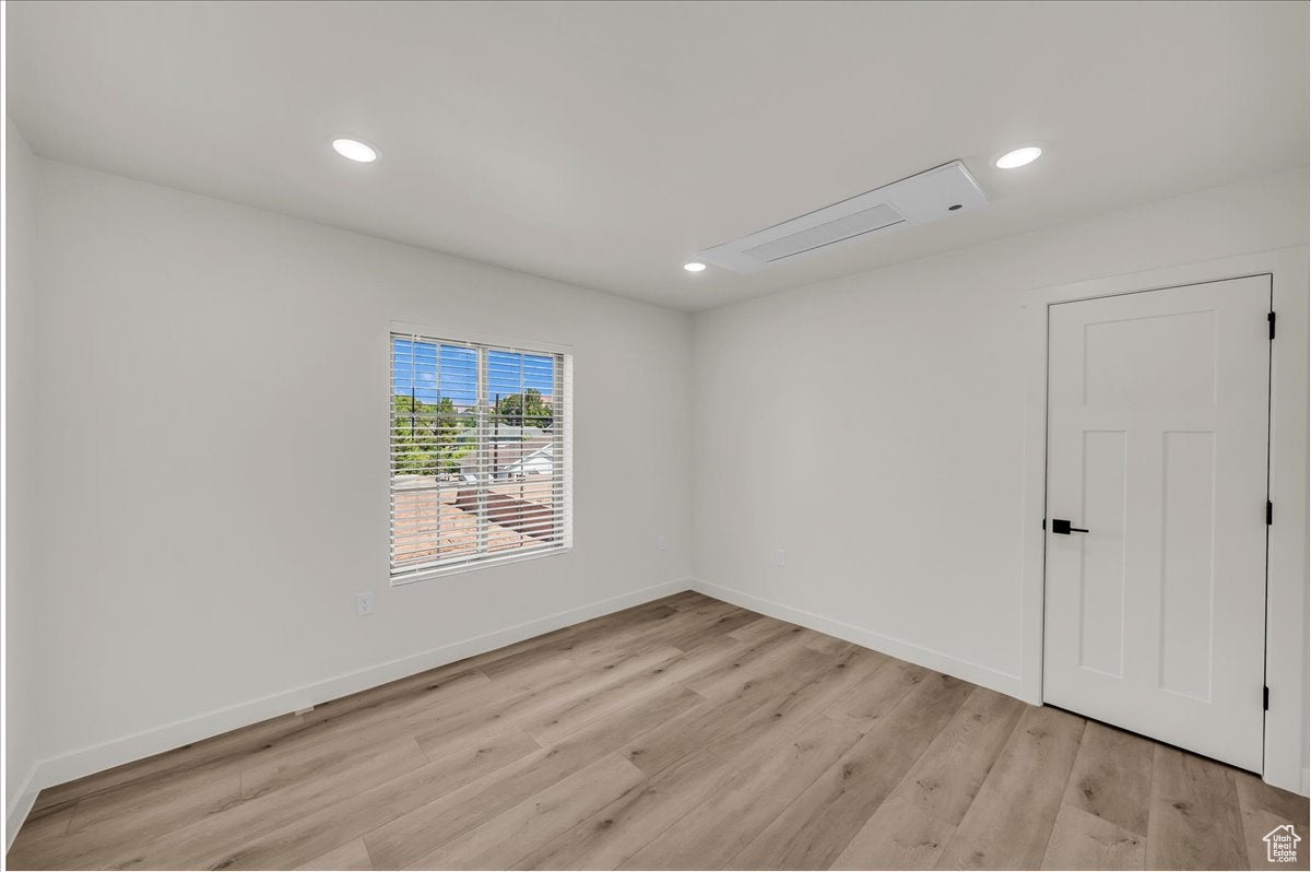 Santa Clara, Utah, 84765, United States, 6 Bedrooms Bedrooms, ,4 BathroomsBathrooms,Residential,Active,1914630