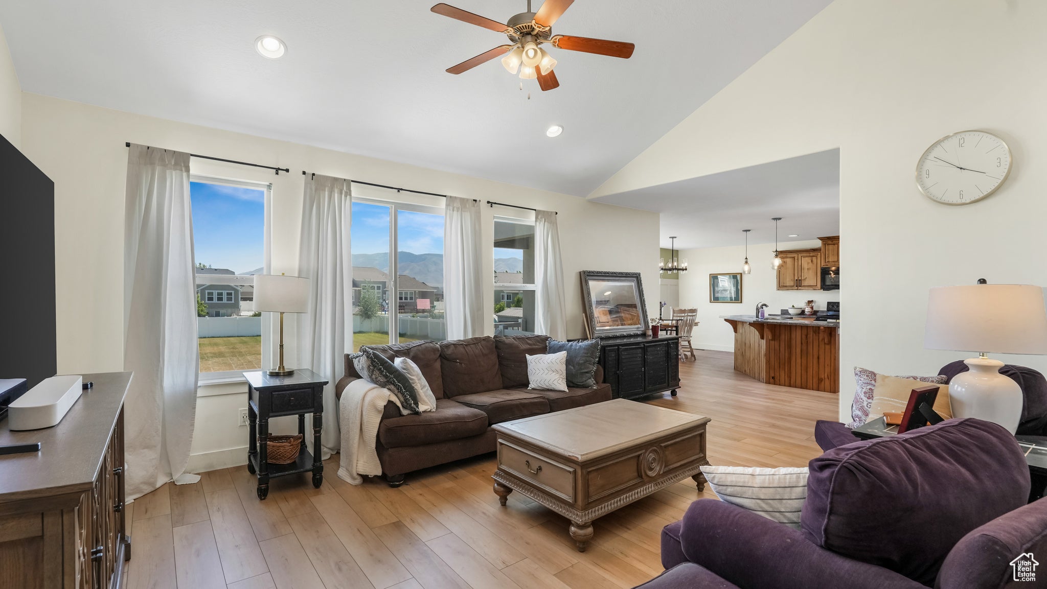 Lehi, Utah, 84043, United States, 5 Bedrooms Bedrooms, ,4 BathroomsBathrooms,Residential,Active,1862914