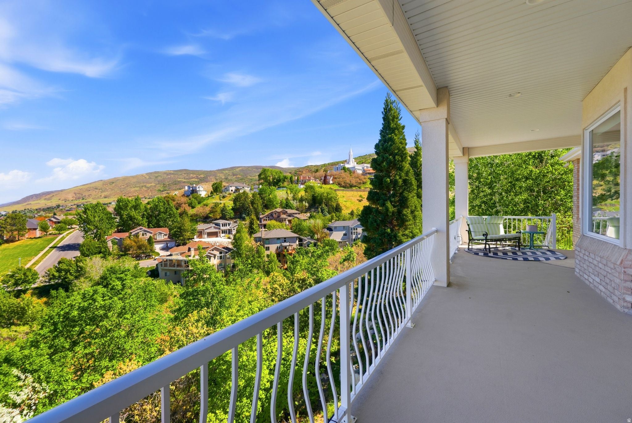 Bountiful, Utah, 84010, United States, 6 Bedrooms Bedrooms, ,6 BathroomsBathrooms,Residential,Active,2044576