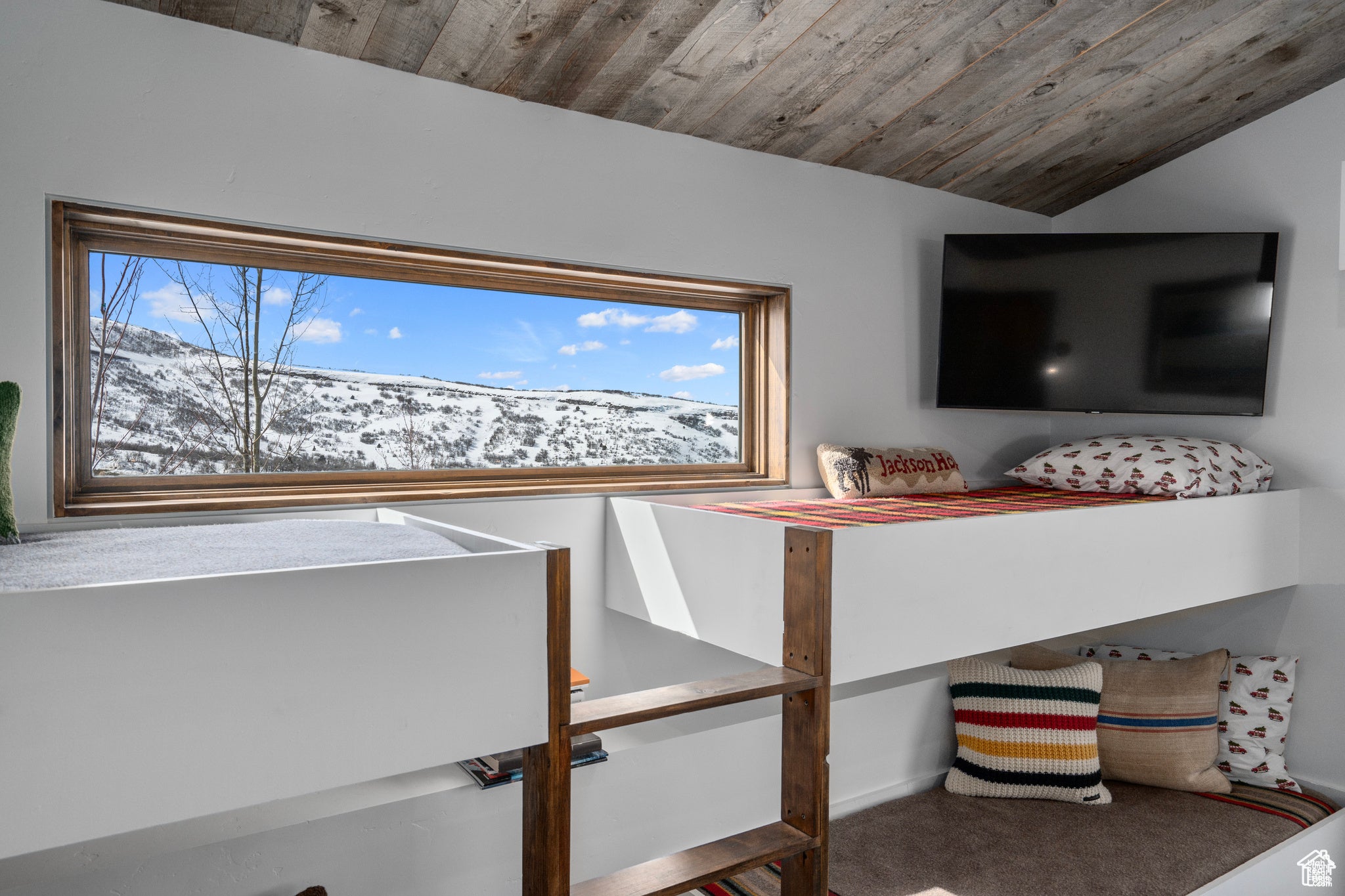 Heber City, Utah, 84032, United States, 2 Bedrooms Bedrooms, ,3 BathroomsBathrooms,Residential,Active,1753984