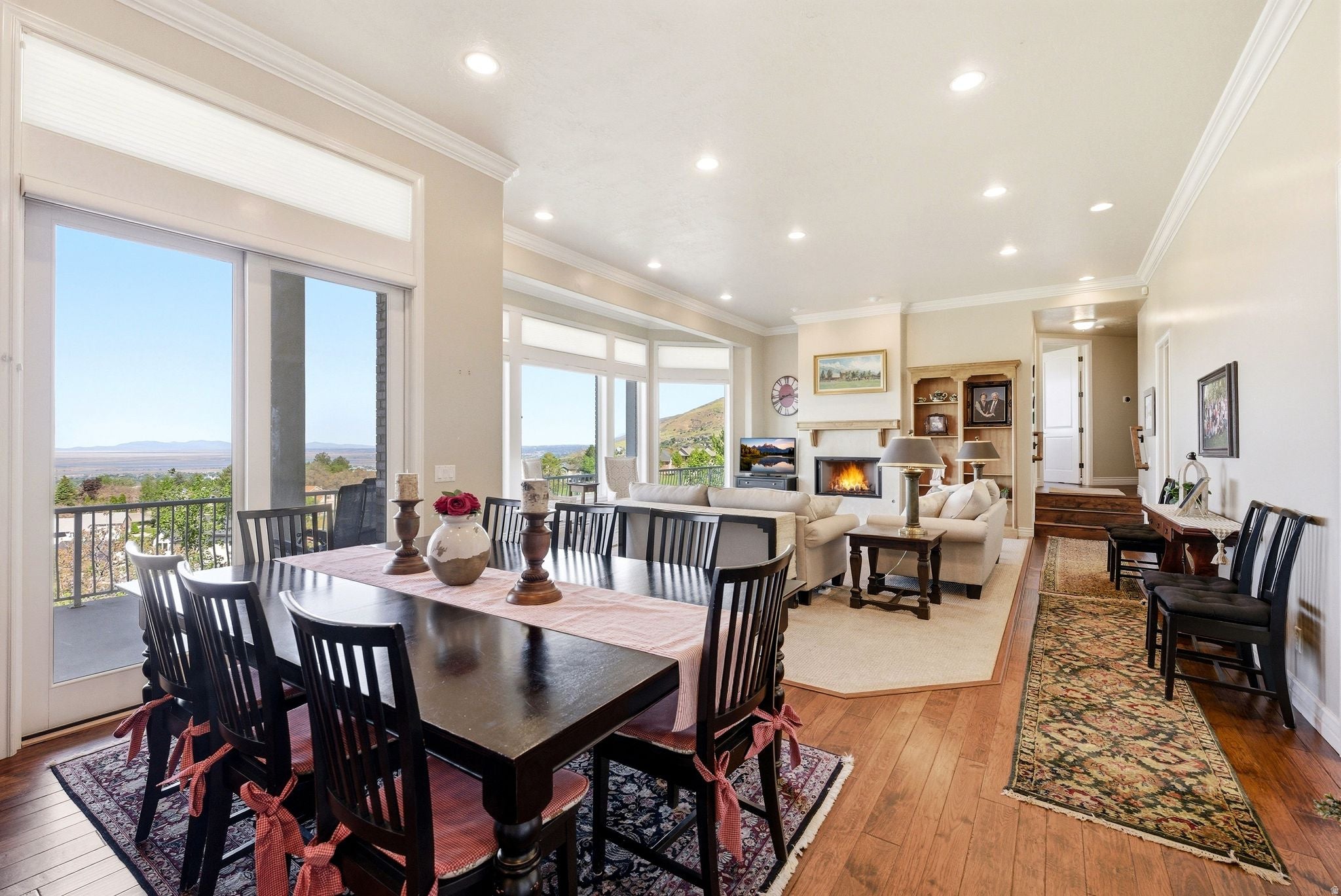 Bountiful, Utah, 84010, United States, 6 Bedrooms Bedrooms, ,6 BathroomsBathrooms,Residential,Active,2044576