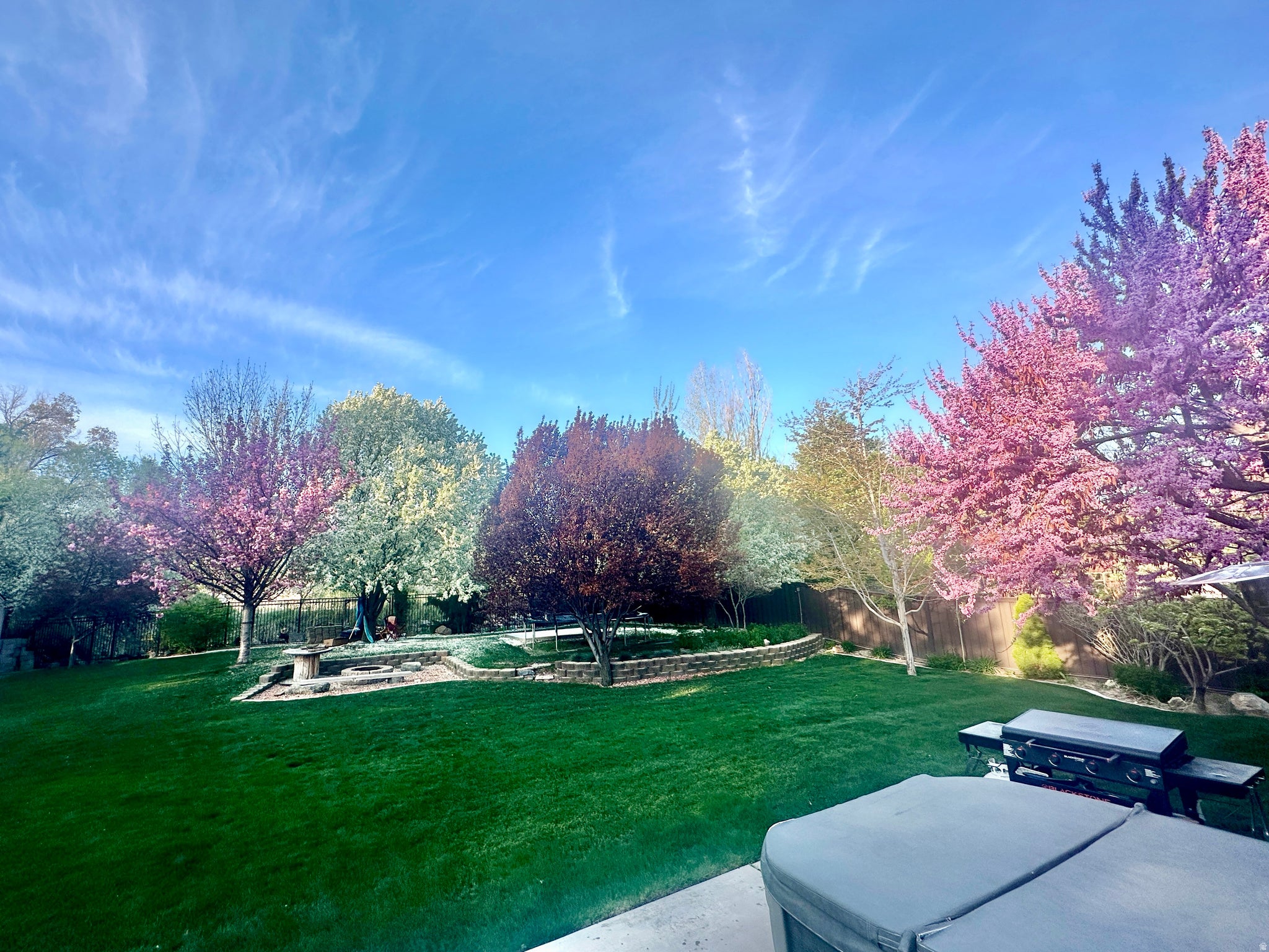 Springville, Utah, 84663, United States, 7 Bedrooms Bedrooms, ,5 BathroomsBathrooms,Residential,Active,2006980