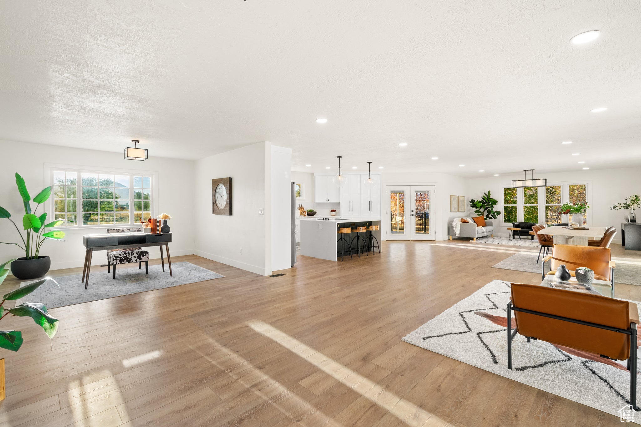 Huntsville, Utah, 84317, United States, 4 Bedrooms Bedrooms, ,3 BathroomsBathrooms,Residential,Active,1964495