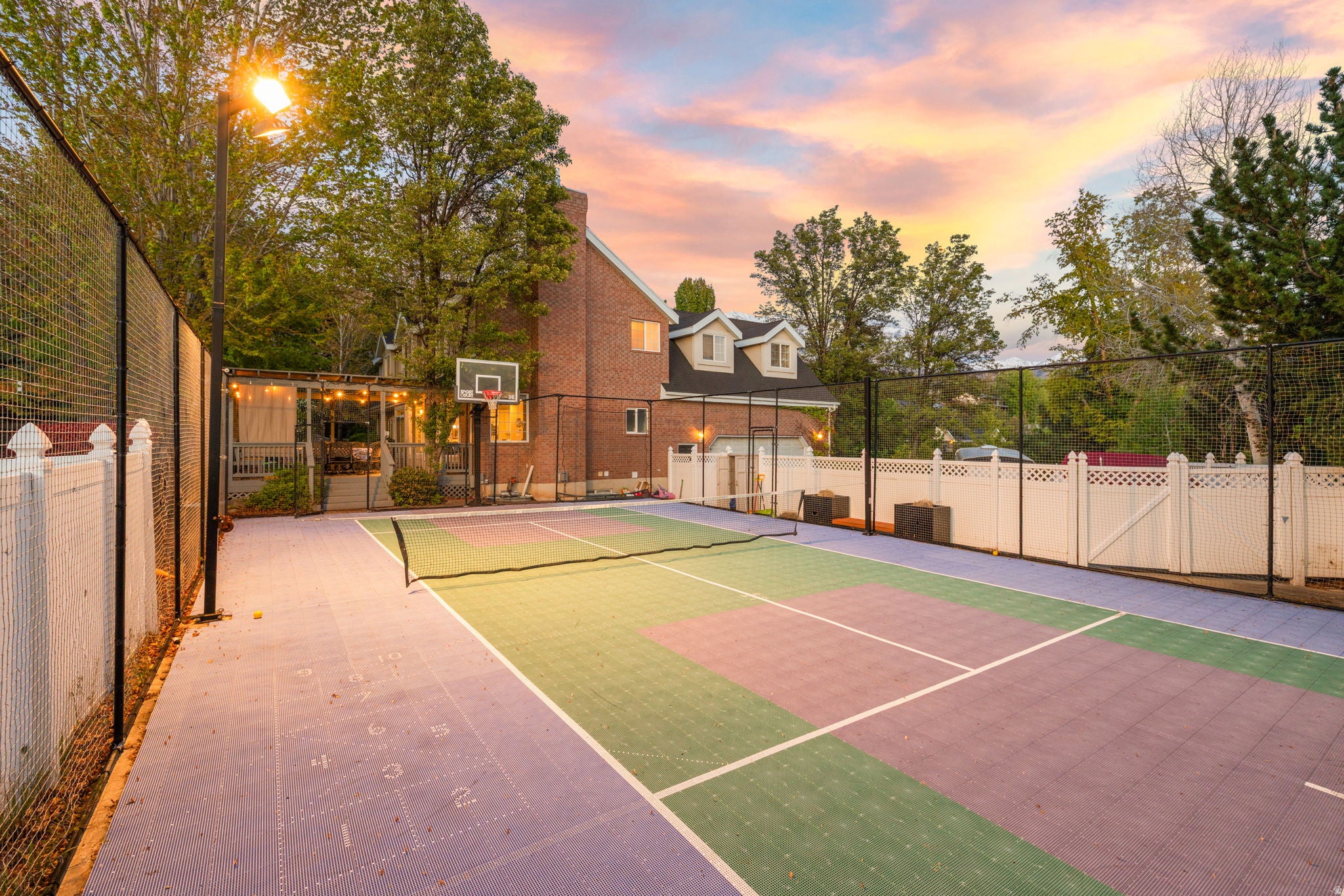 Orem, Utah, 84097, United States, 6 Bedrooms Bedrooms, ,6 BathroomsBathrooms,Residential,Active,2044198