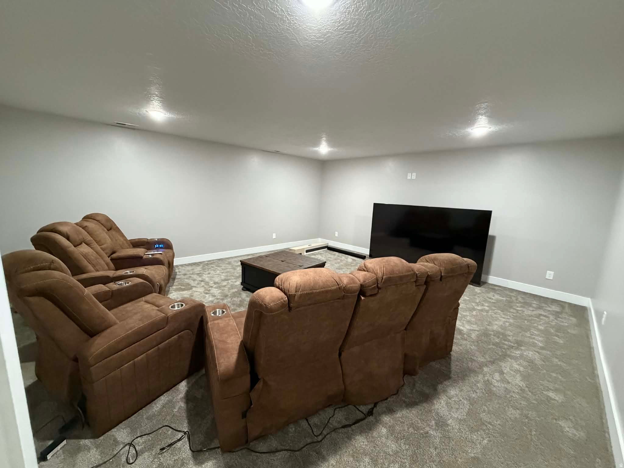 Helper, Utah, 84526, United States, 6 Bedrooms Bedrooms, ,4 BathroomsBathrooms,Residential,Active,2007252