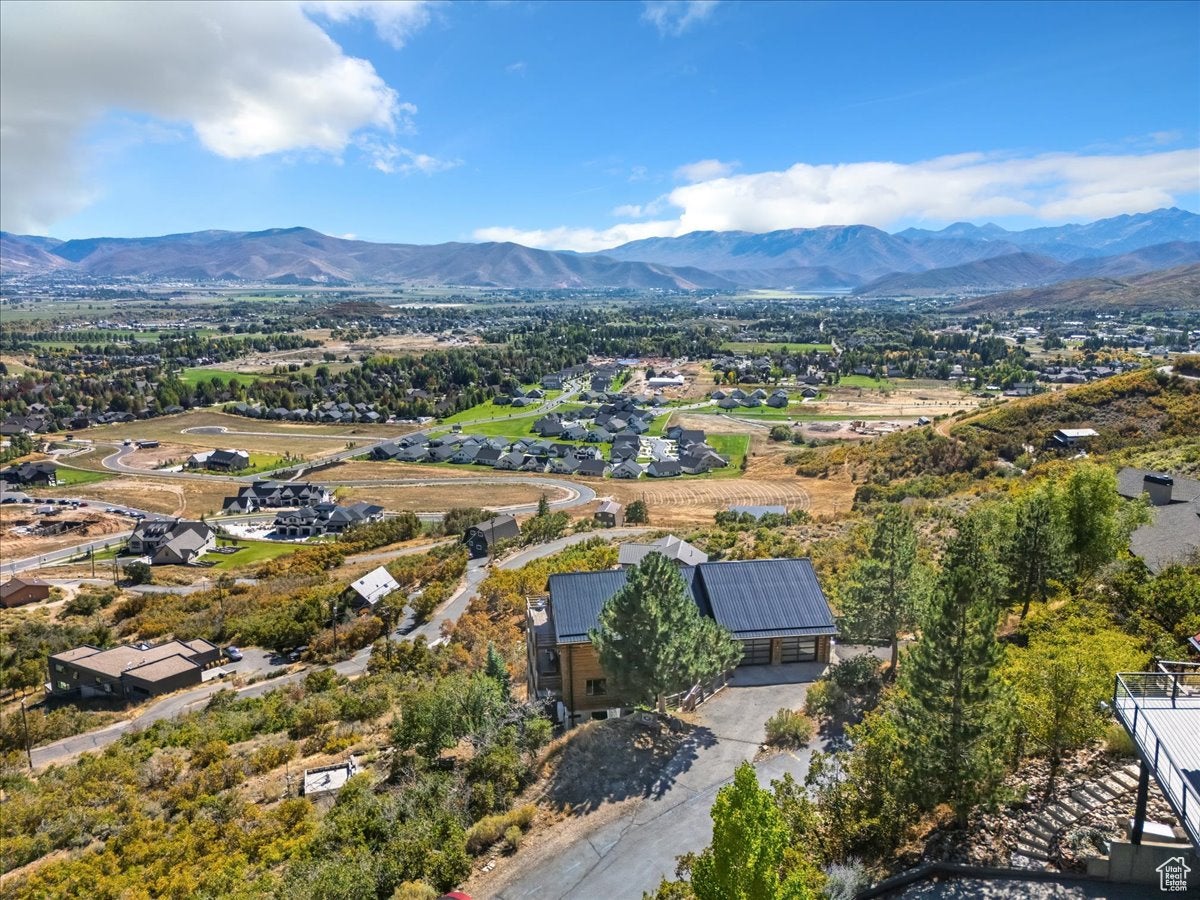 Midway, Utah, 84049, United States, 5 Bedrooms Bedrooms, ,3 BathroomsBathrooms,Residential,Active,1952631