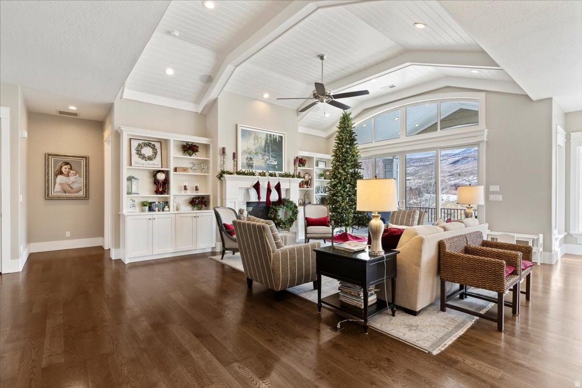 Mountain Green, Utah, 84050, United States, 4 Bedrooms Bedrooms, ,5 BathroomsBathrooms,Residential,Active,2002341